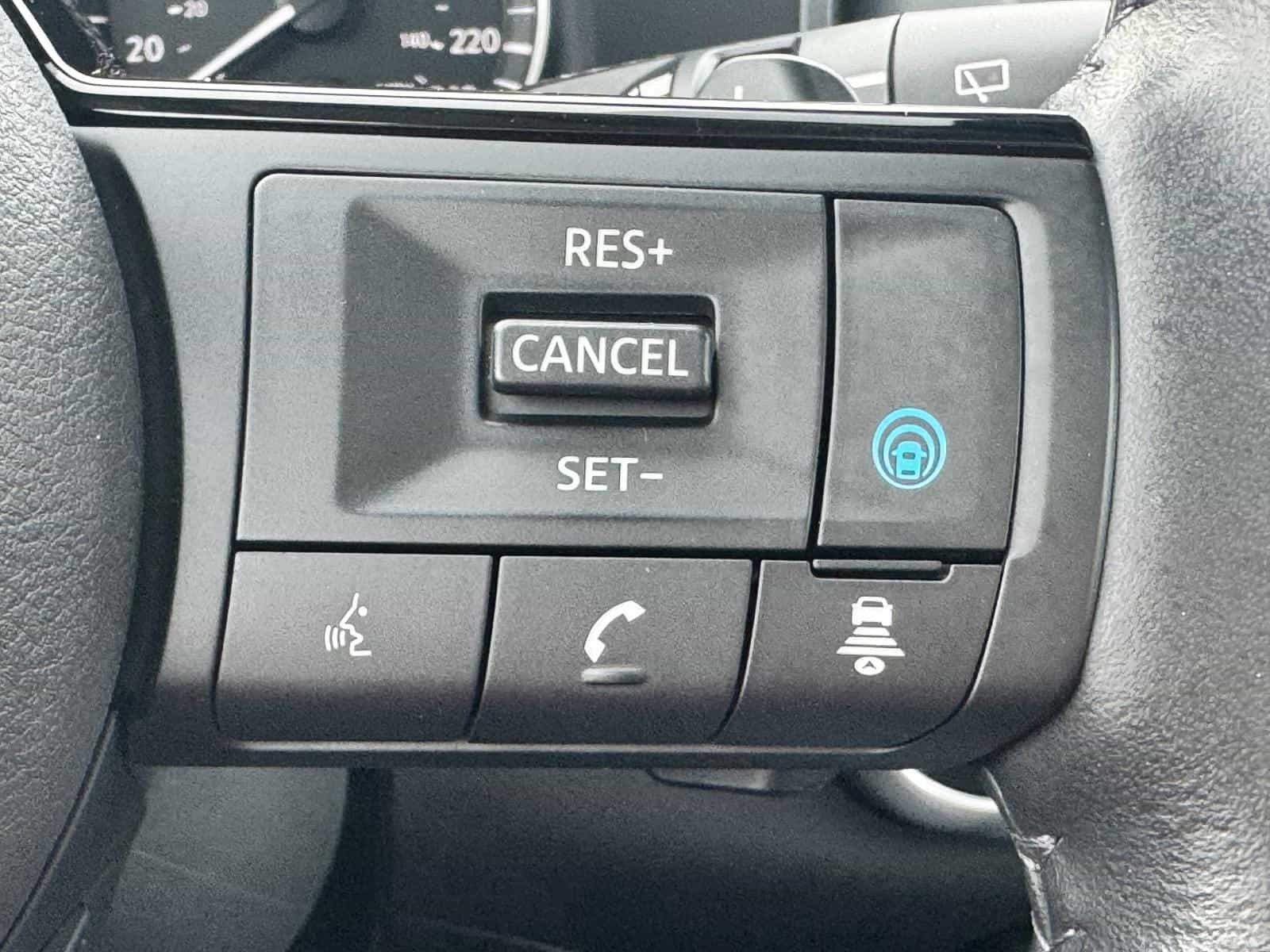 2023 Nissan Rogue SV - Image 23