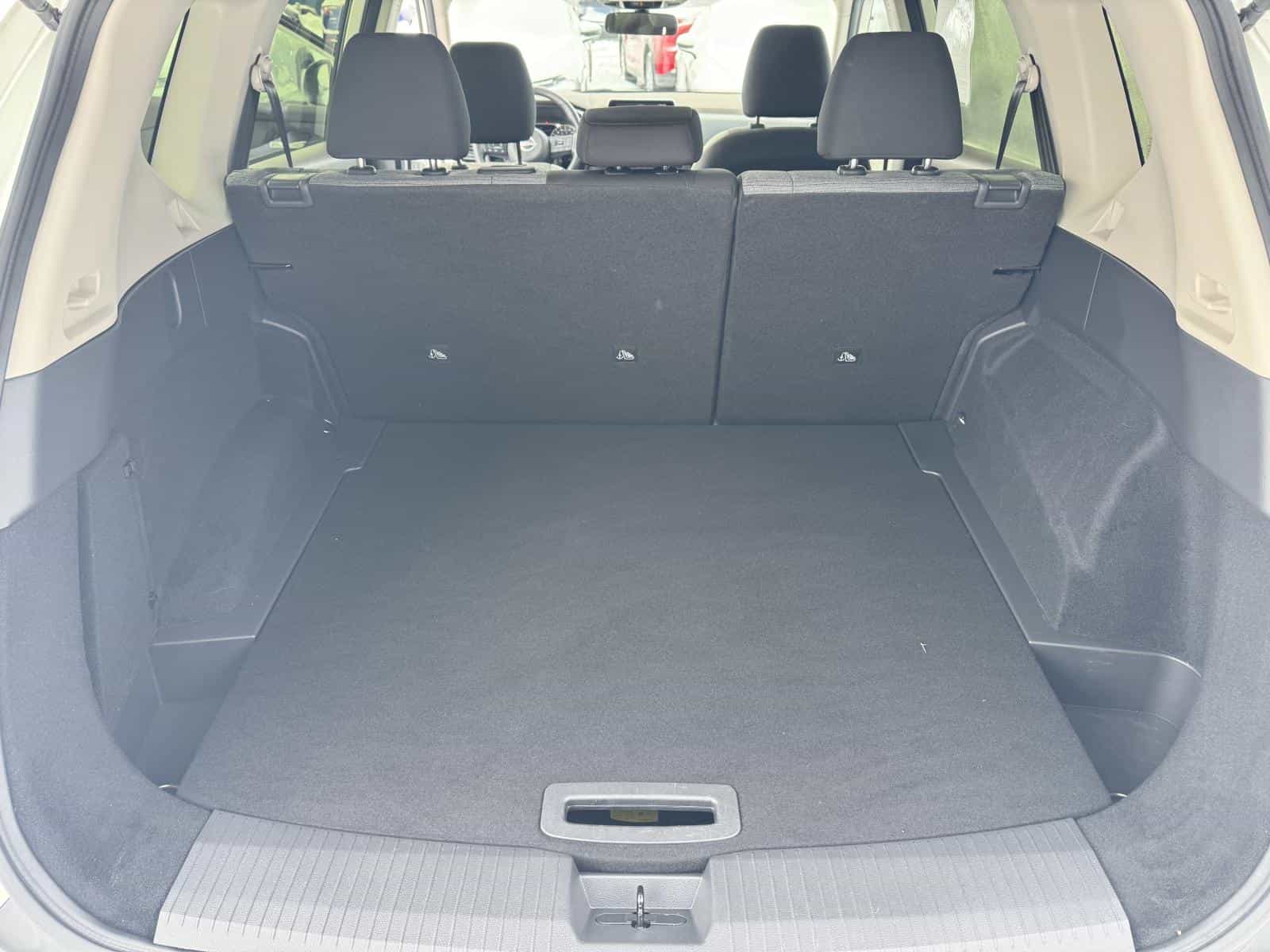 2023 Nissan Rogue SV - Image 13