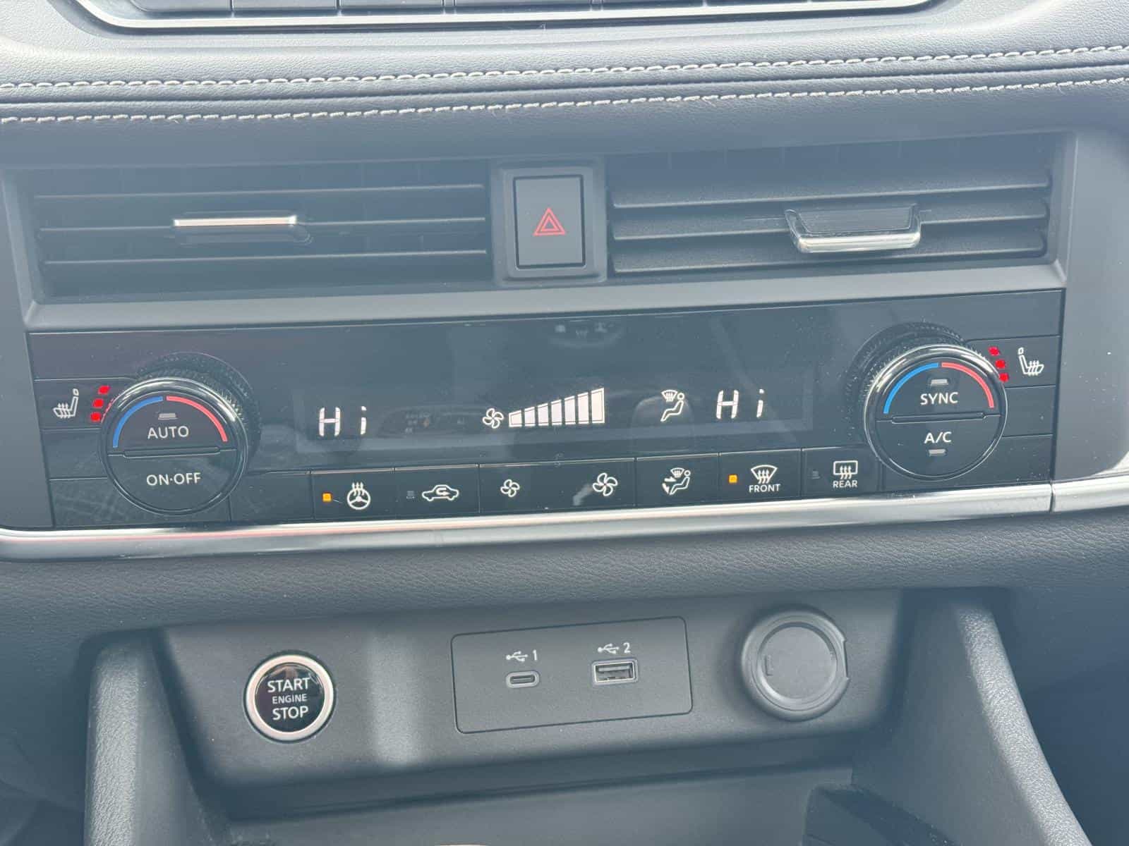 2023 Nissan Rogue SV - Image 28