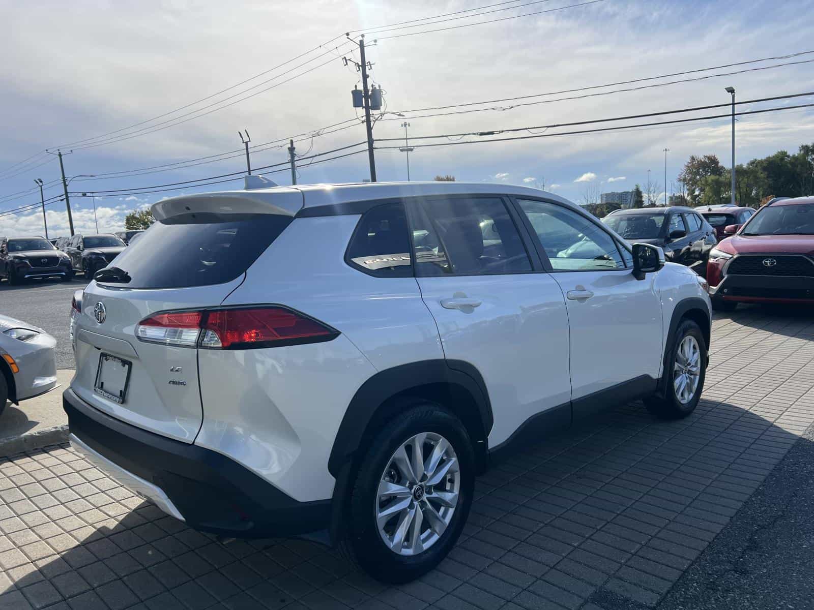 Image 11 Toyota Corolla Cross LE 2024