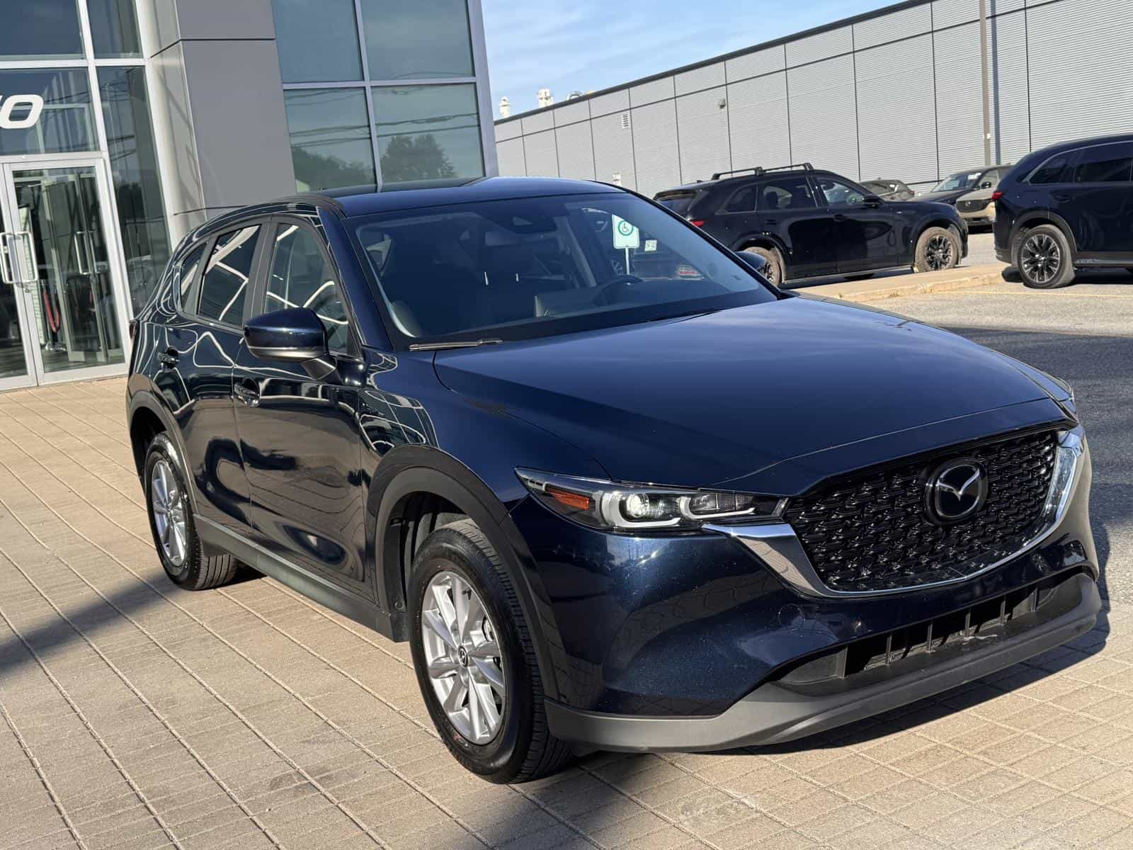 2025 Mazda CX-5 GS - Image 11