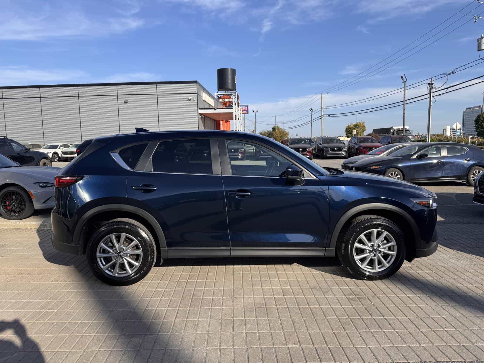 2025 Mazda CX-5 GS - Image 9