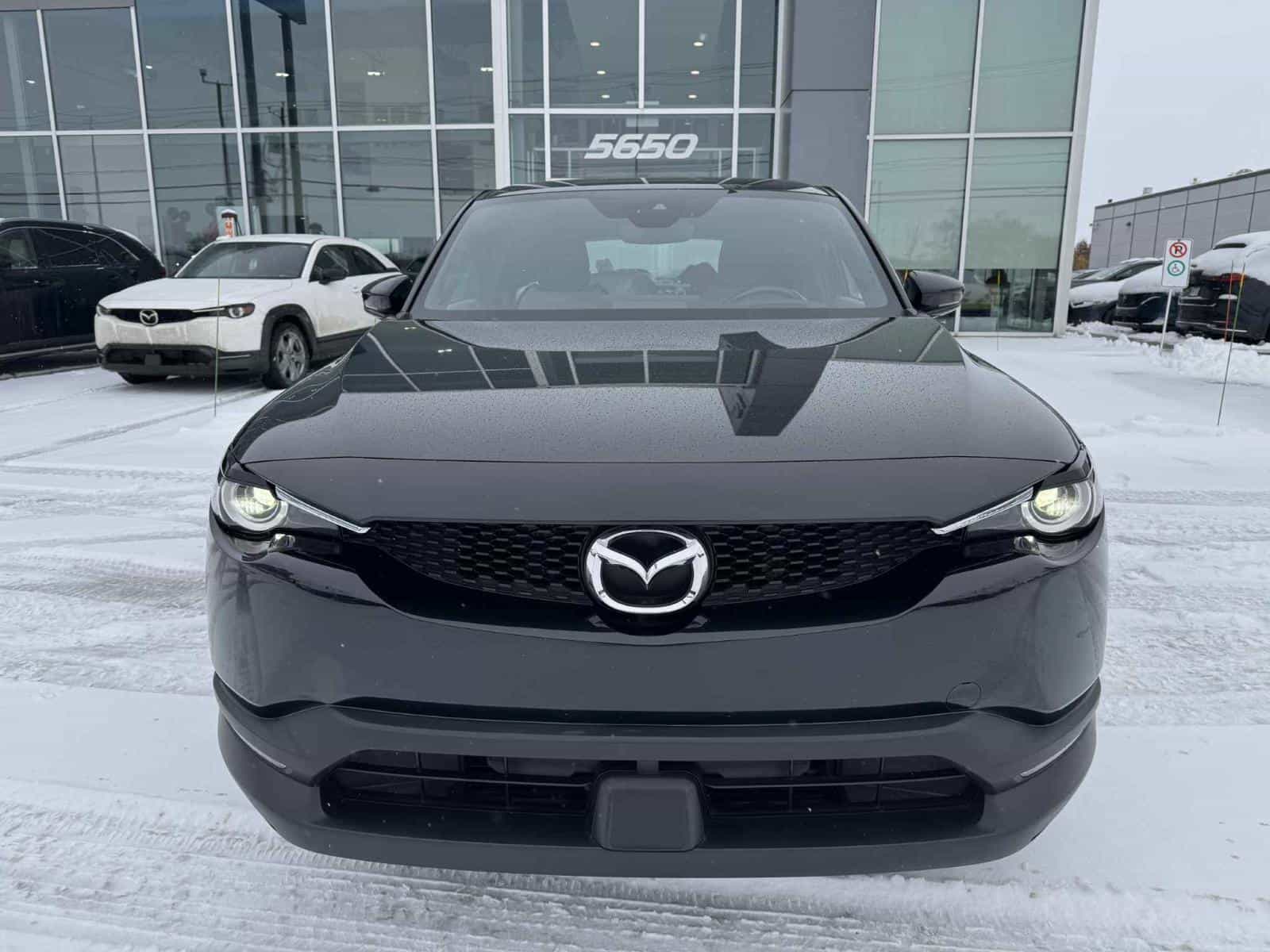 2022 Mazda MX-30 GS - Image 10