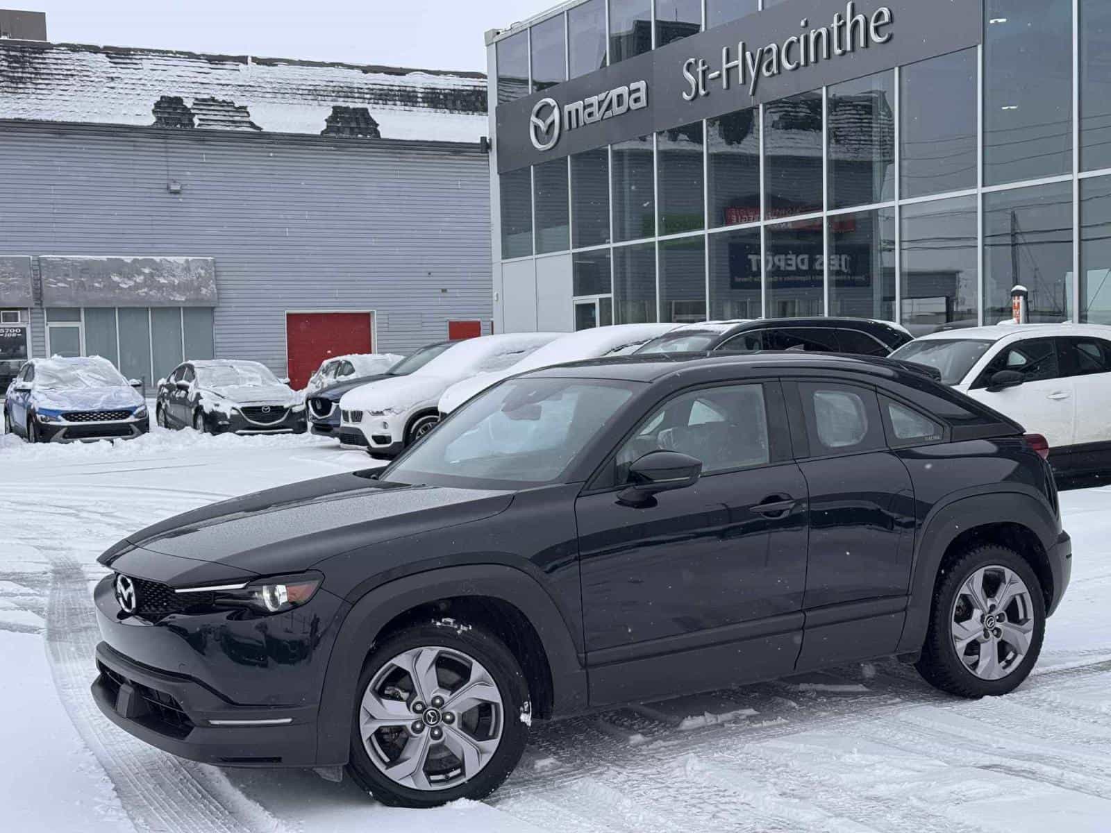 2022 Mazda MX-30 GS - Image 1