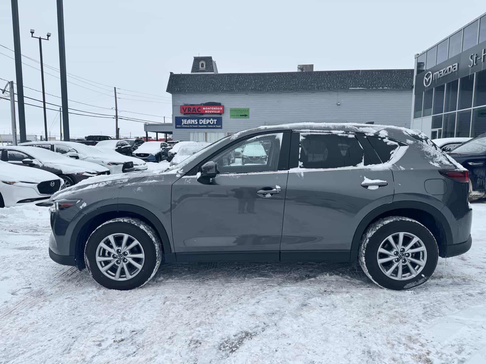 Image 4 Mazda CX-5 GS 2025