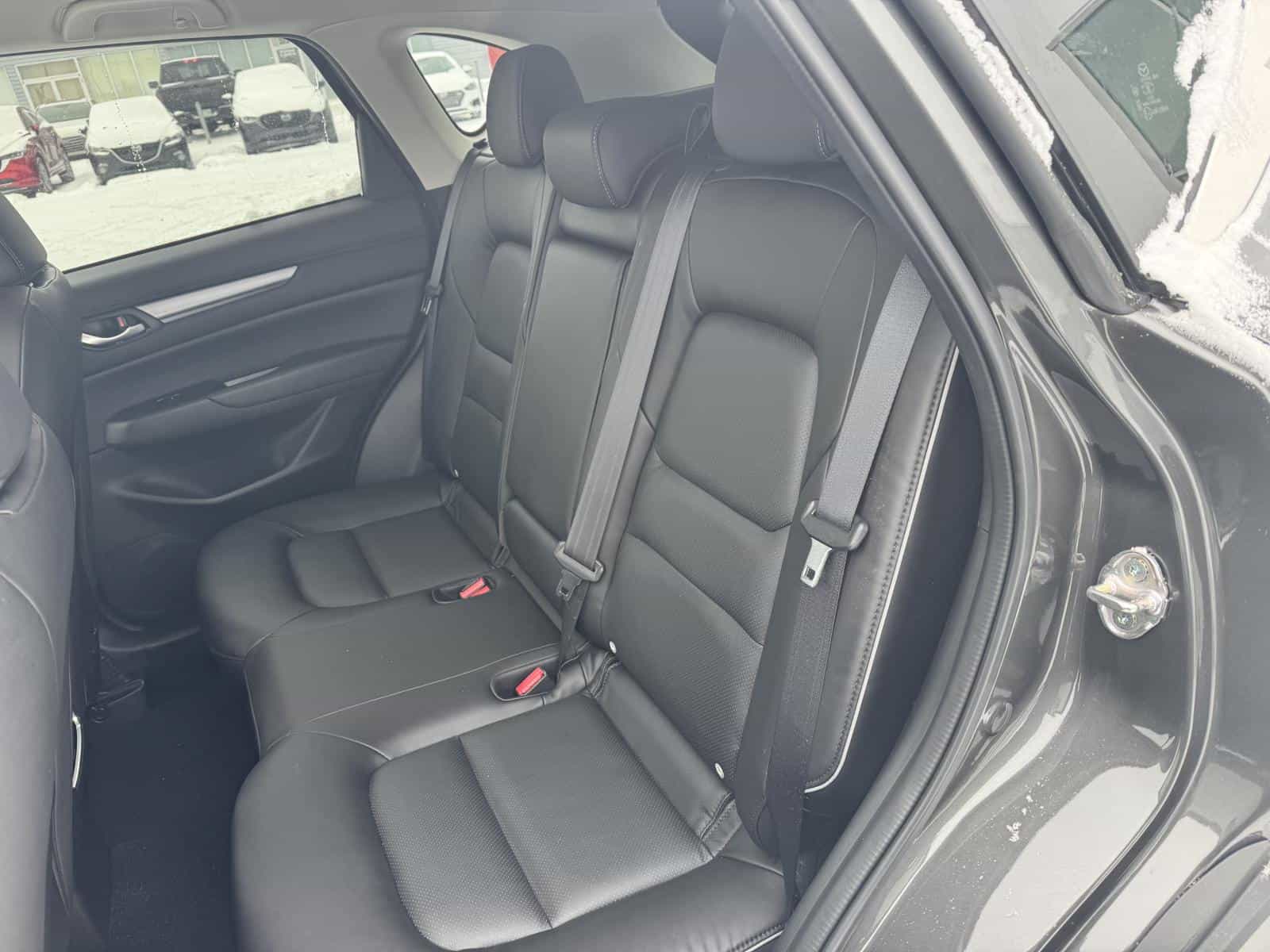 Image 17 Mazda CX-5 GS 2025