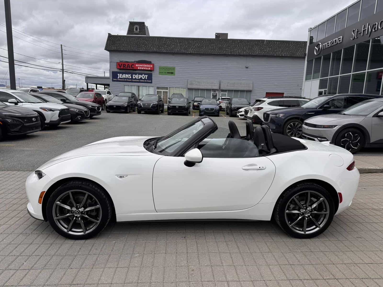 2020 Mazda MX-5 GT - Image 4
