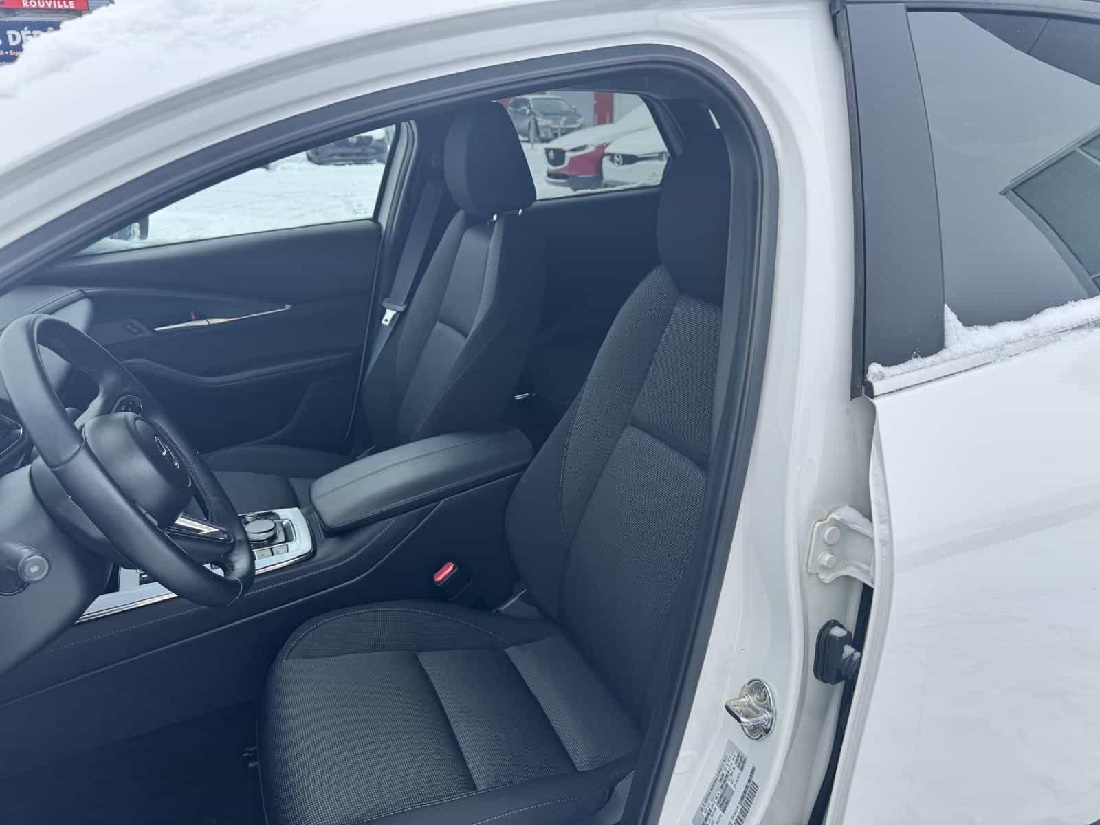 Image 13 Mazda CX-30 GS 2025