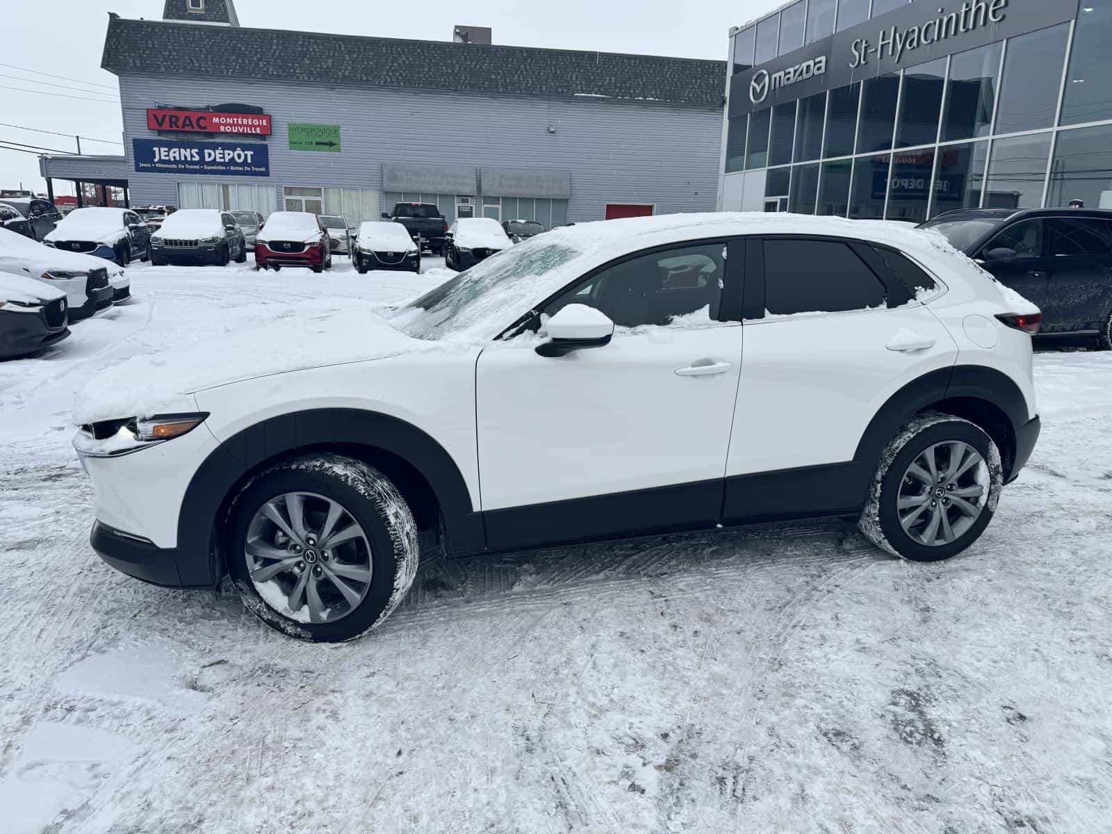 2025 Mazda CX-30 GS - Image 3