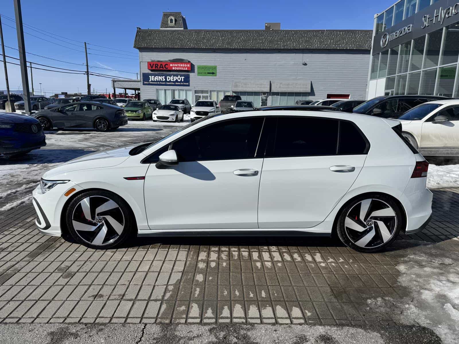 Image 4 Volkswagen GTI Base 2023