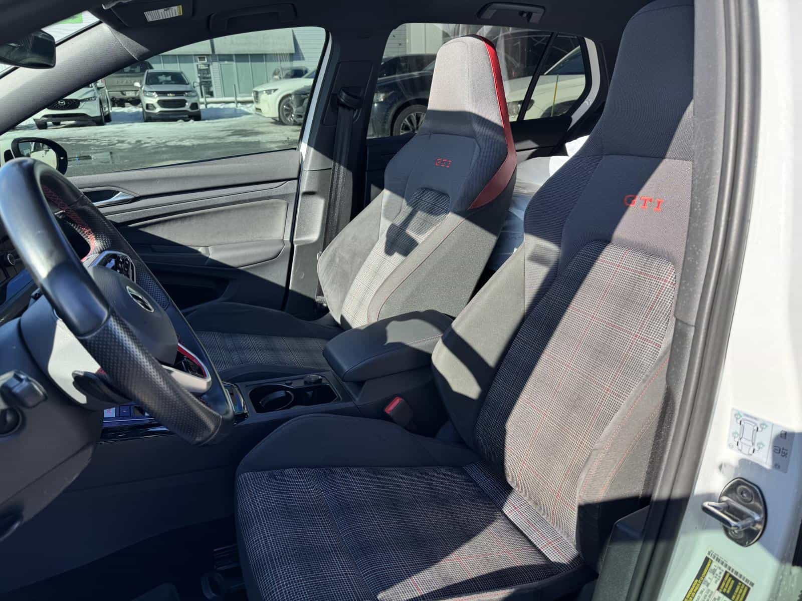 2023 Volkswagen GTI Base - Image 16