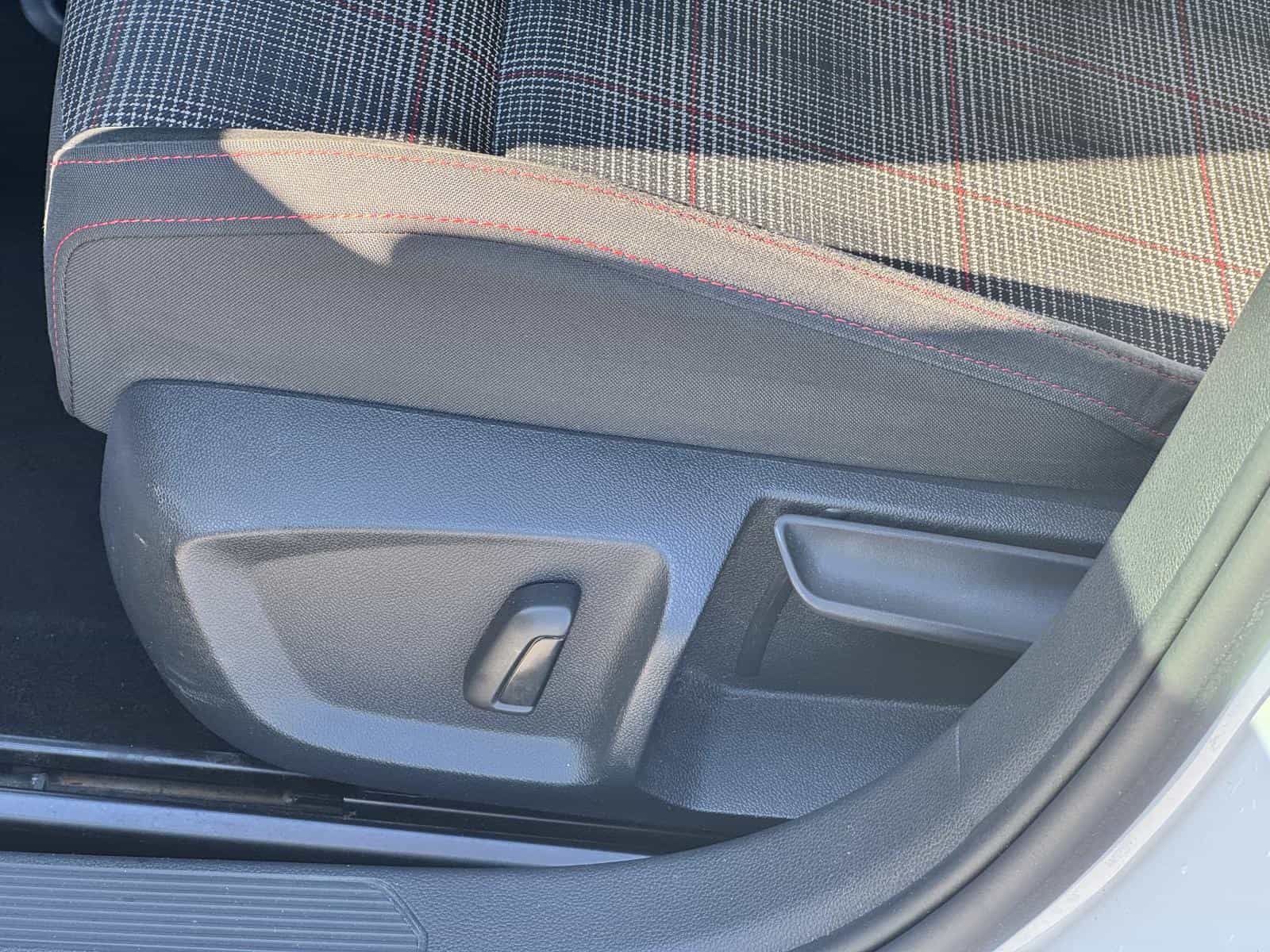 Image 18 Volkswagen GTI Base 2023