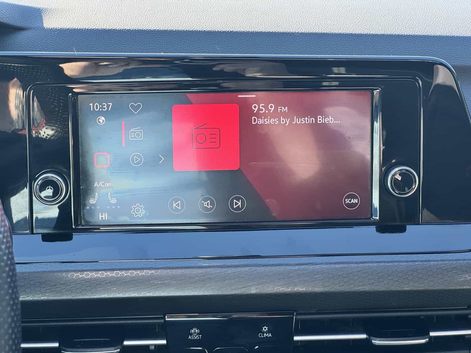 Image 25 Volkswagen GTI Base 2023