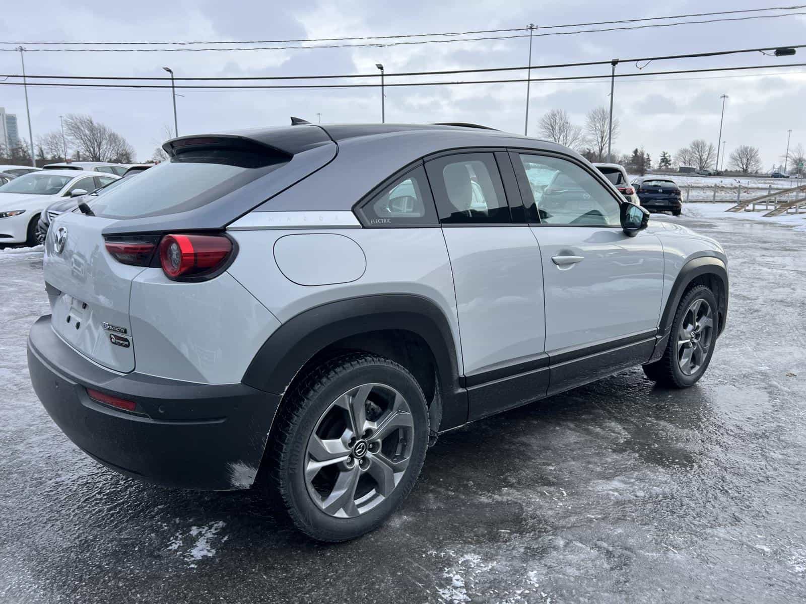 2022 Mazda MX-30 GT - Image 7