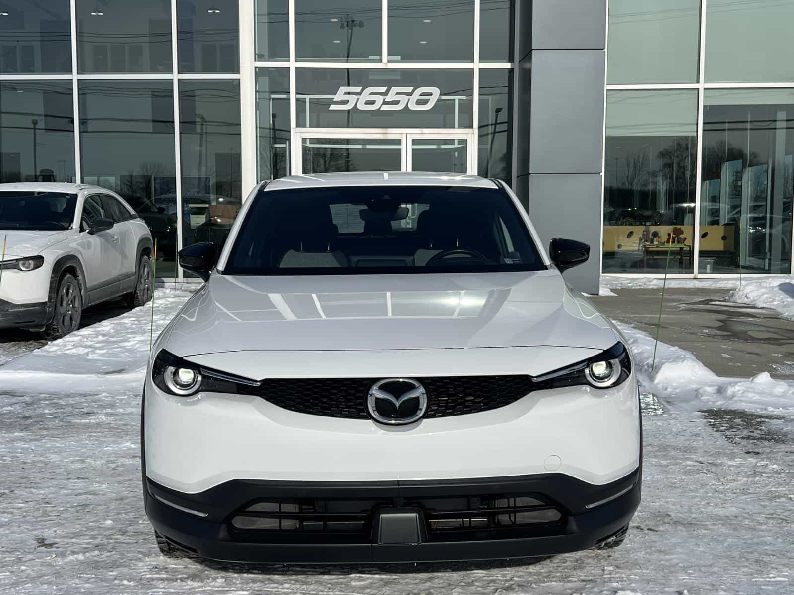 2022 Mazda MX-30 GS - Image 9