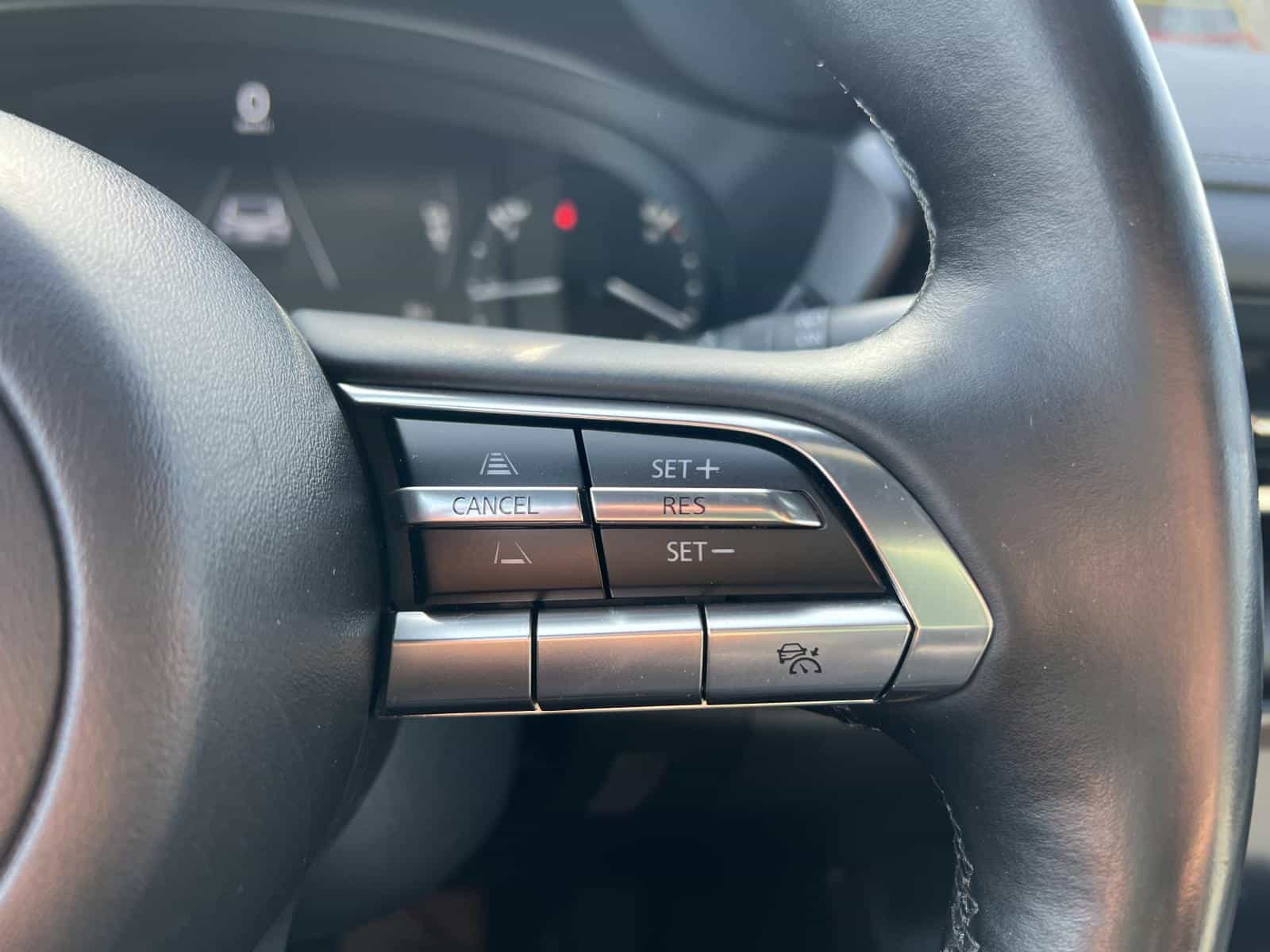 2022 Mazda MX-30 GS - Image 18