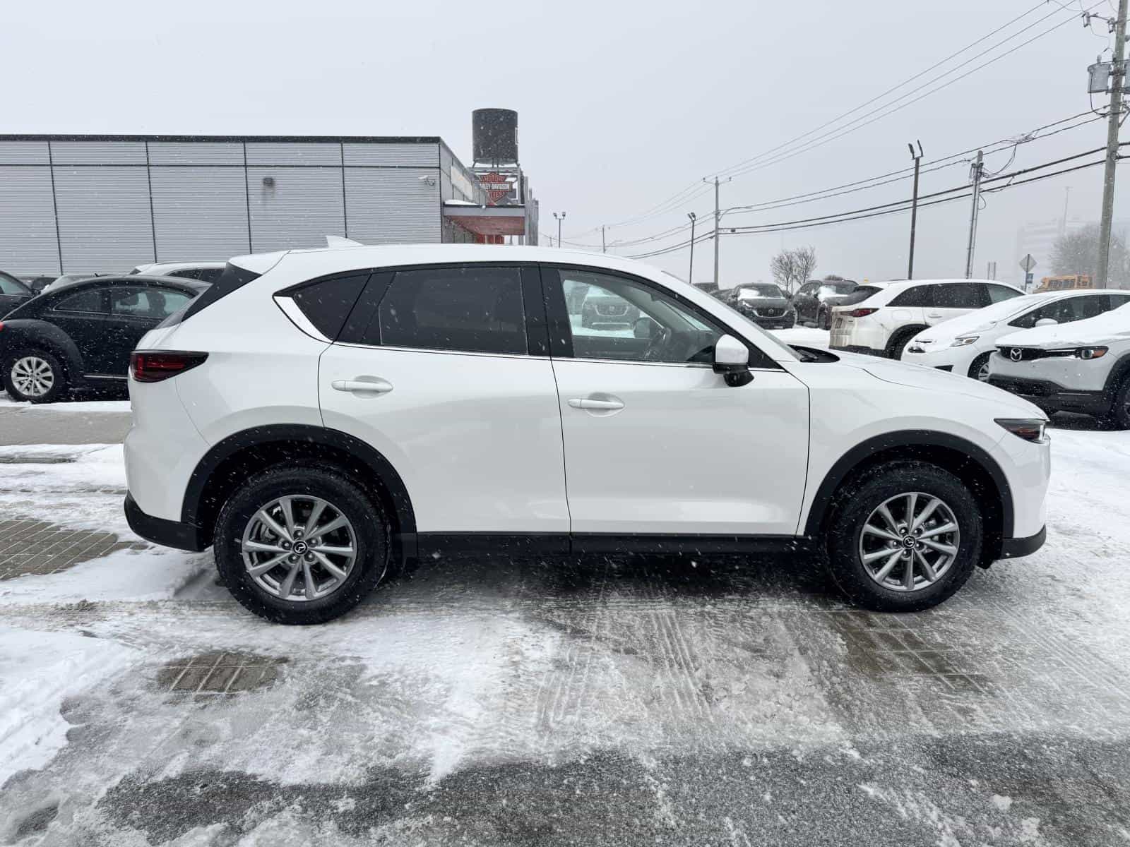 2025 Mazda CX-5 GX - Image 9