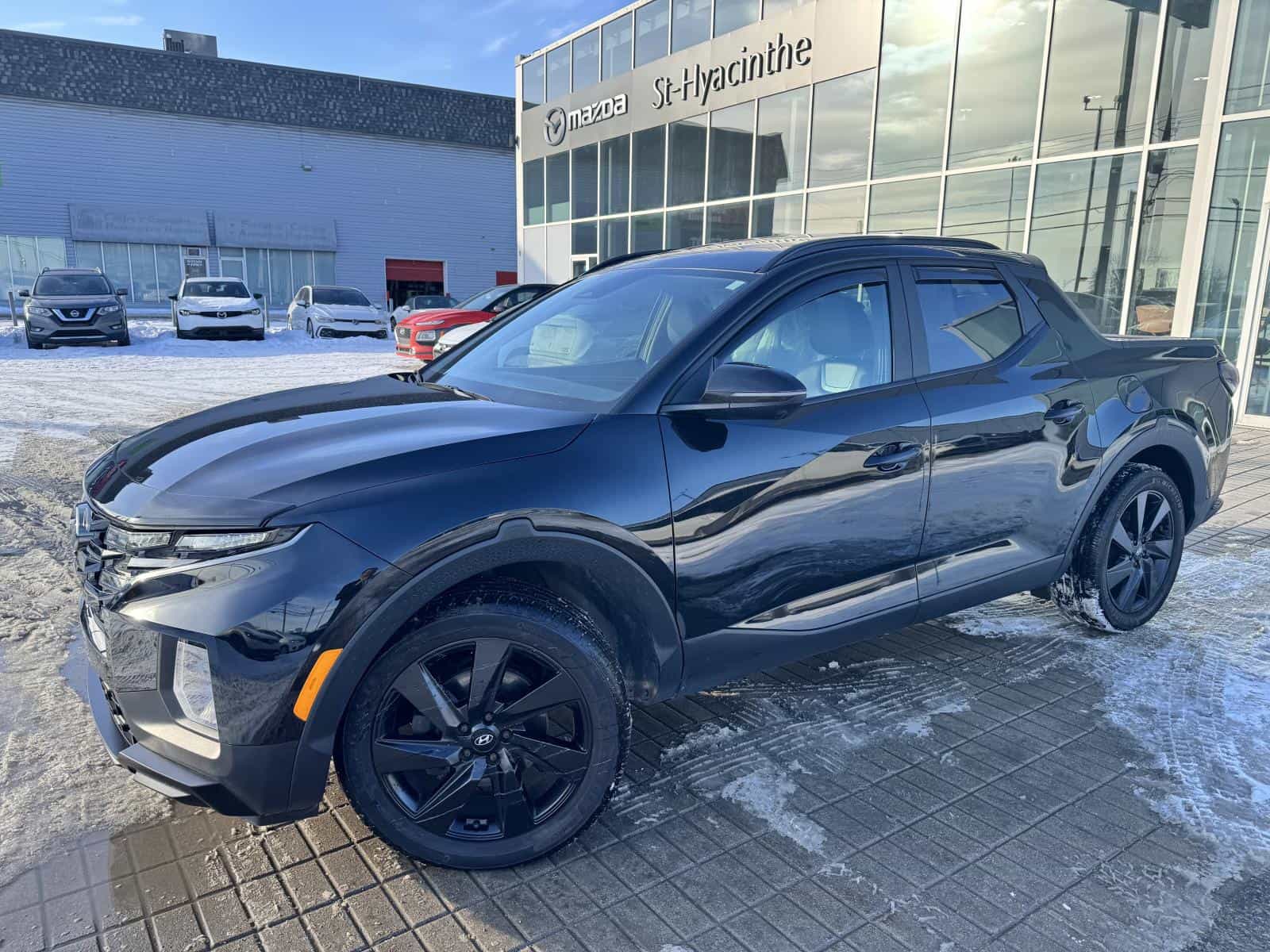 2023 Hyundai Santa Cruz Ultimate - Image 3