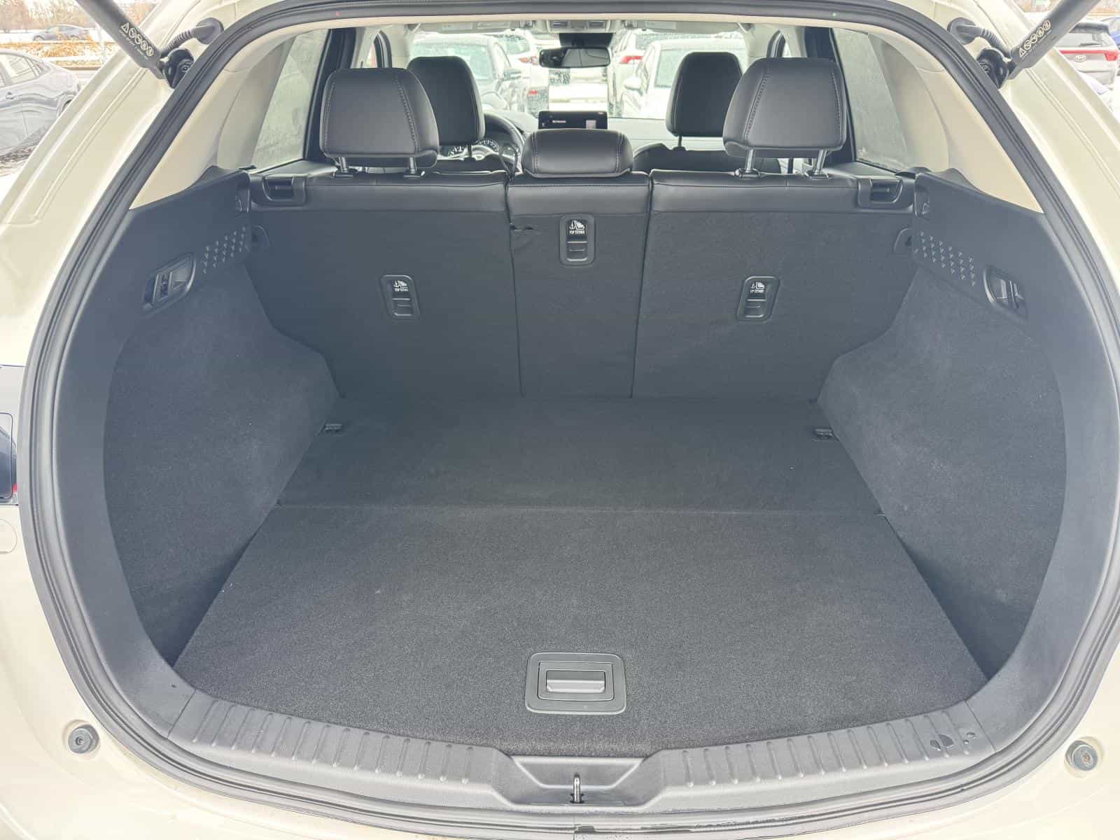 2023 Mazda CX-5 GS - Image 21