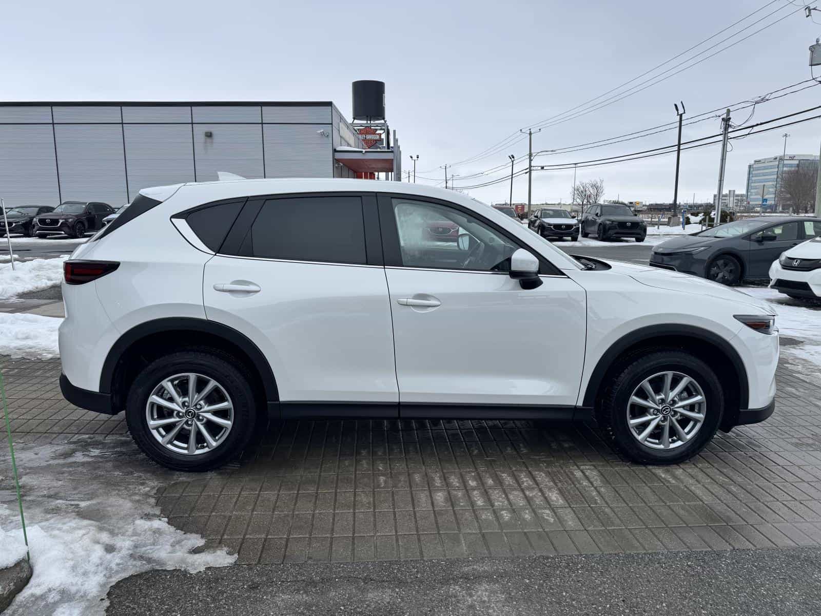 2023 Mazda CX-5 GS - Image 9