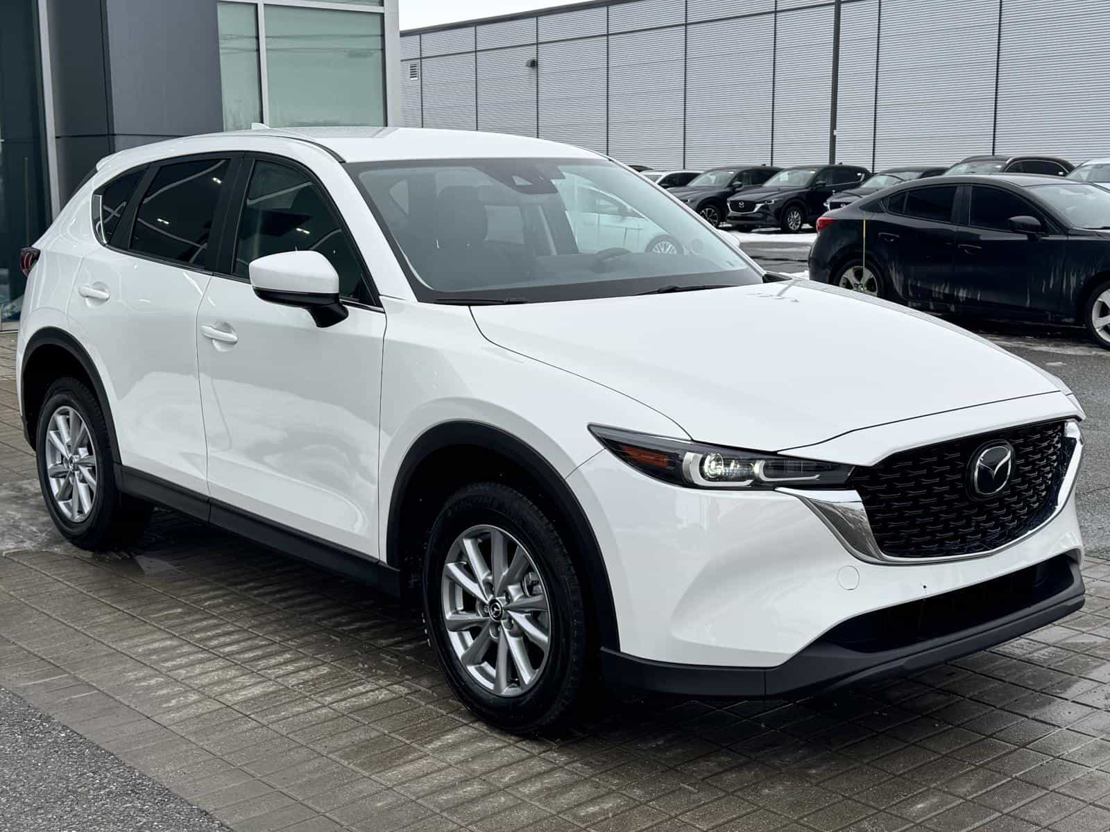 2023 Mazda CX-5 GS - Image 10