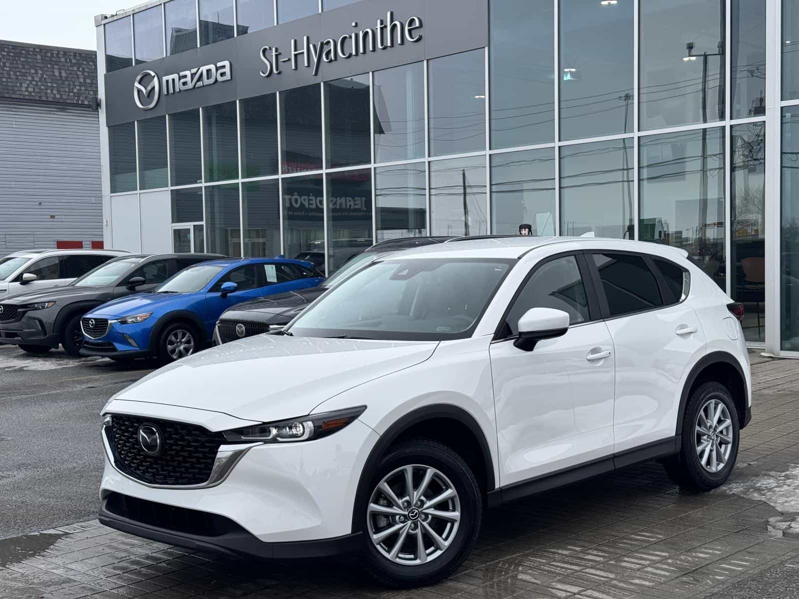 2023 Mazda CX-5 GS - Image 1