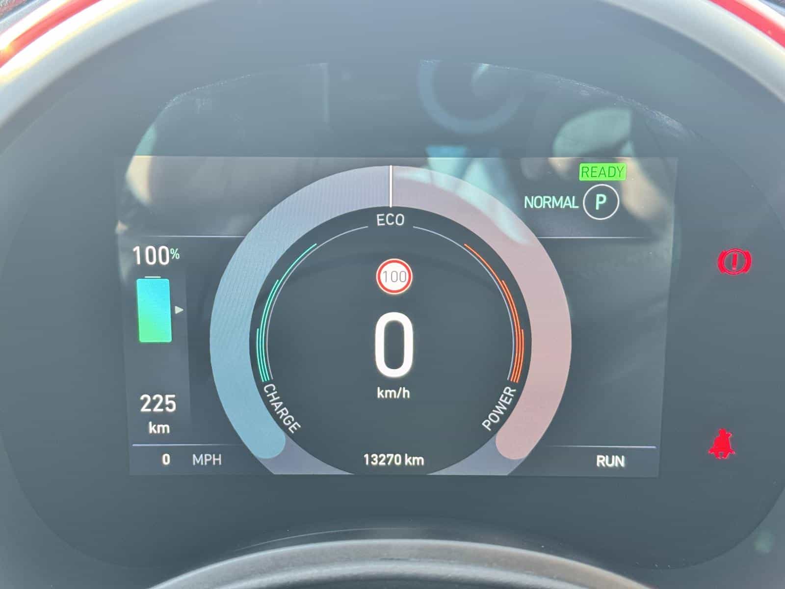 2024 Fiat 500E (RED) Edition - Image 21