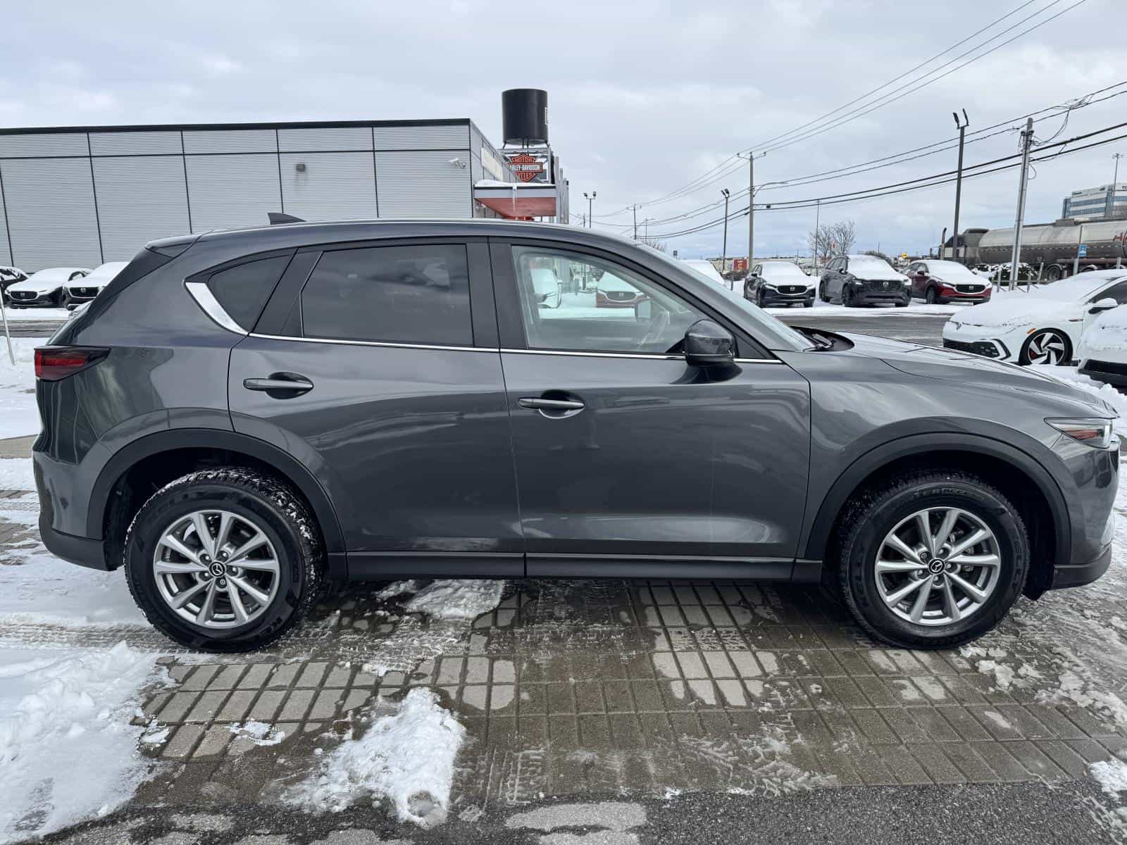 2023 Mazda CX-5 GS - Image 10