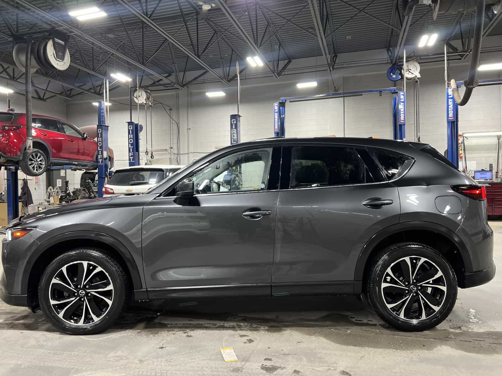 2022 Mazda CX-5 GT - Image 3