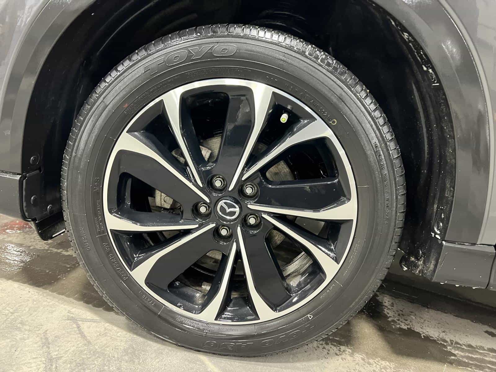 2022 Mazda CX-5 GT - Image 4