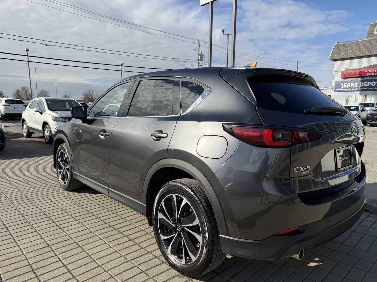2022 Mazda CX-5 GT - Image 5