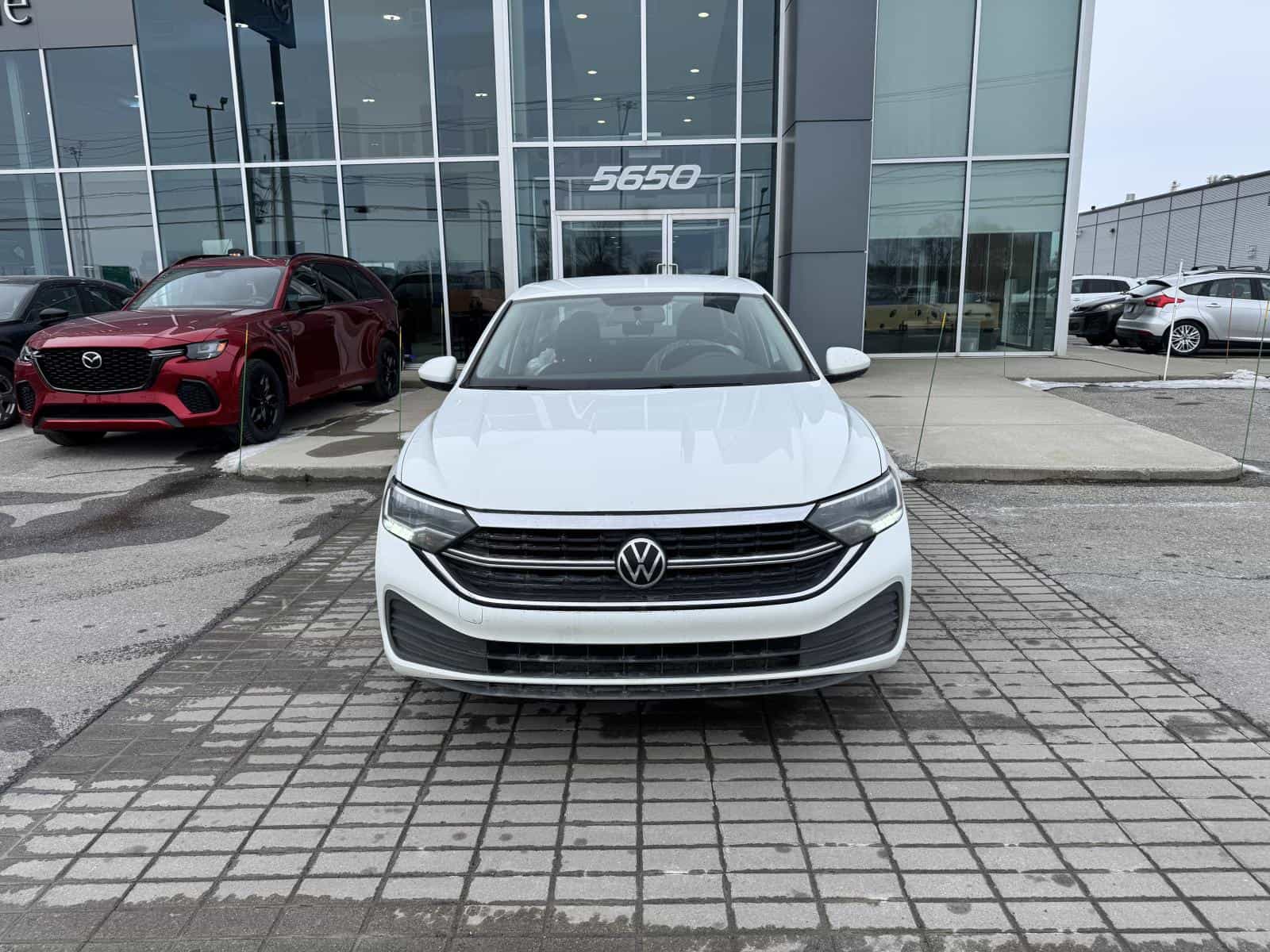 2022 Volkswagen Jetta Trendline - Image 11