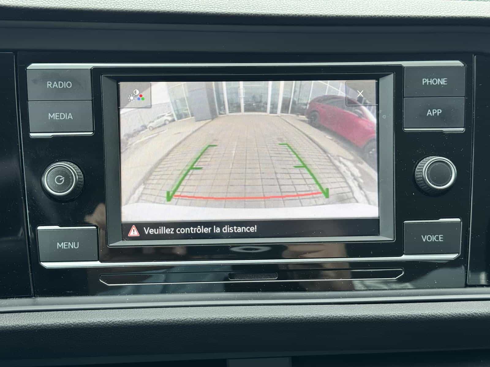 2022 Volkswagen Jetta Trendline - Image 23