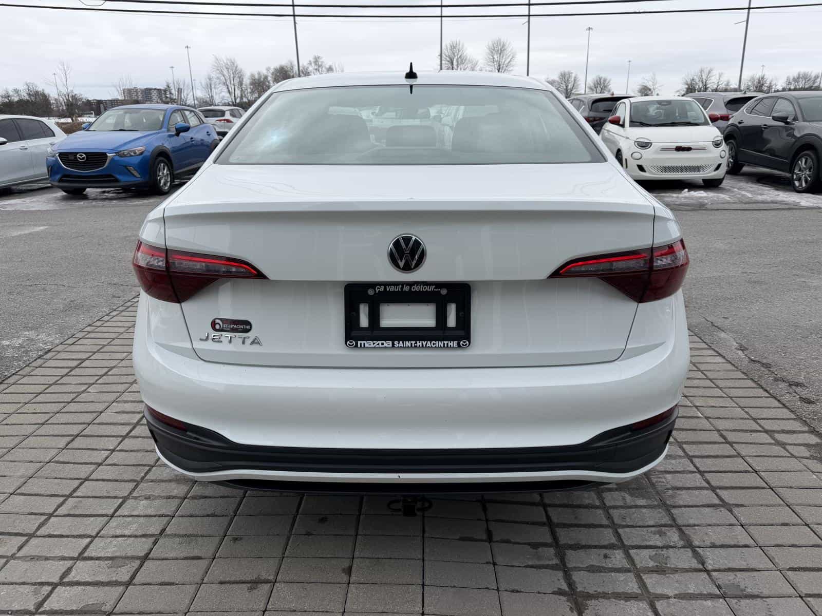 2022 Volkswagen Jetta Trendline - Image 6