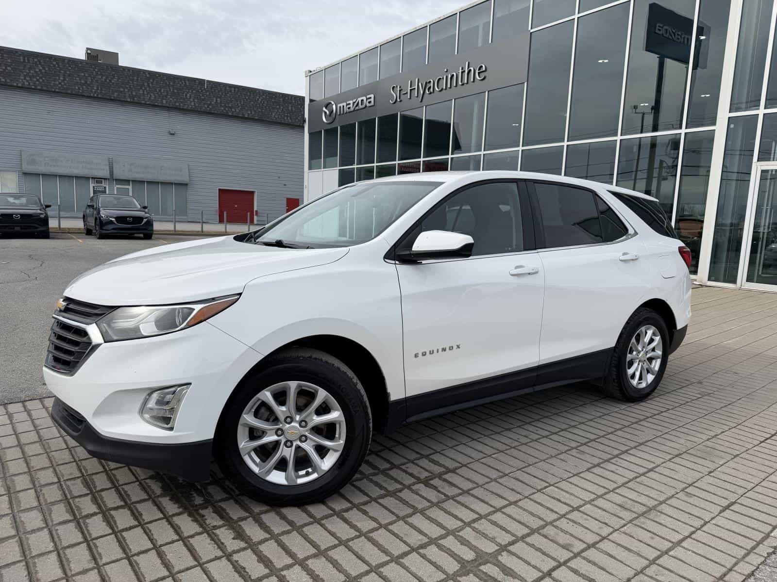 2018 Chevrolet Equinox LT - Image 3