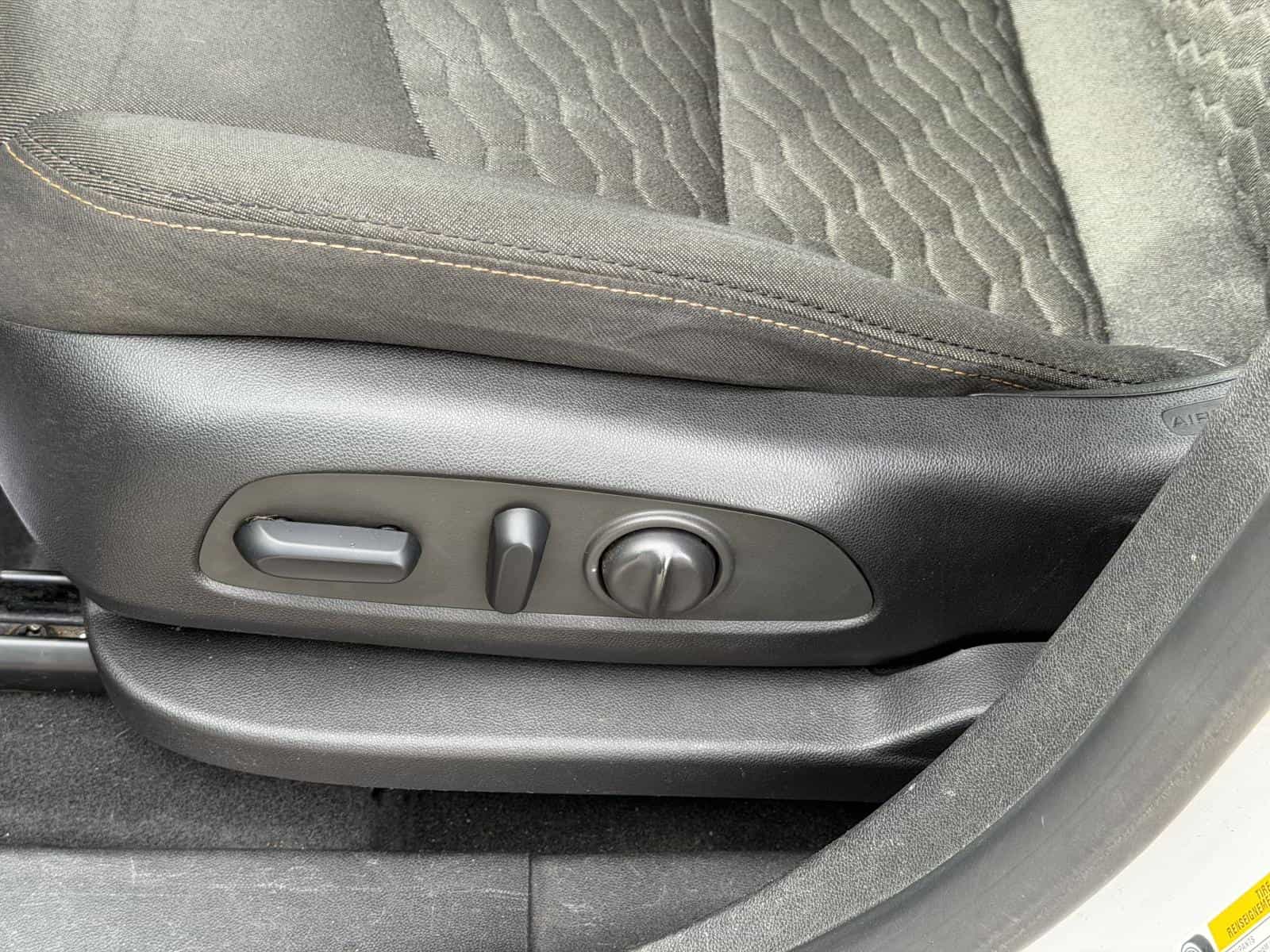 2018 Chevrolet Equinox LT - Image 15