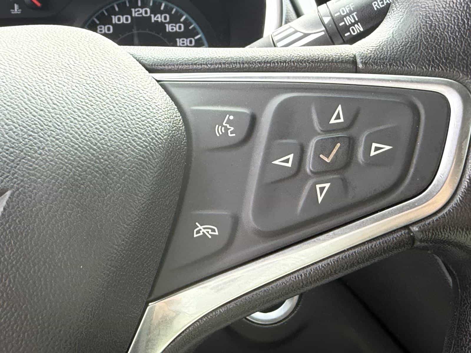 2018 Chevrolet Equinox LT - Image 18