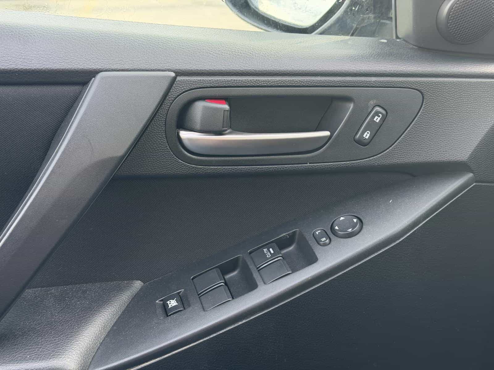 Image 15 Mazda Mazda3 Sport GX 2012