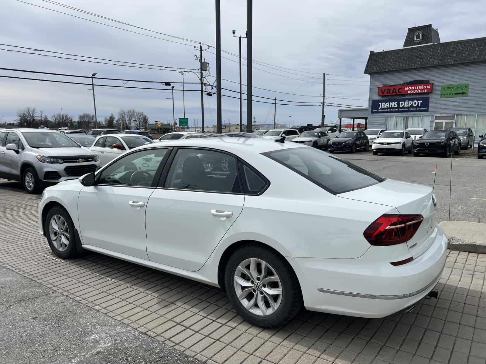 Image 9 Volkswagen Passat Trendline + 2018