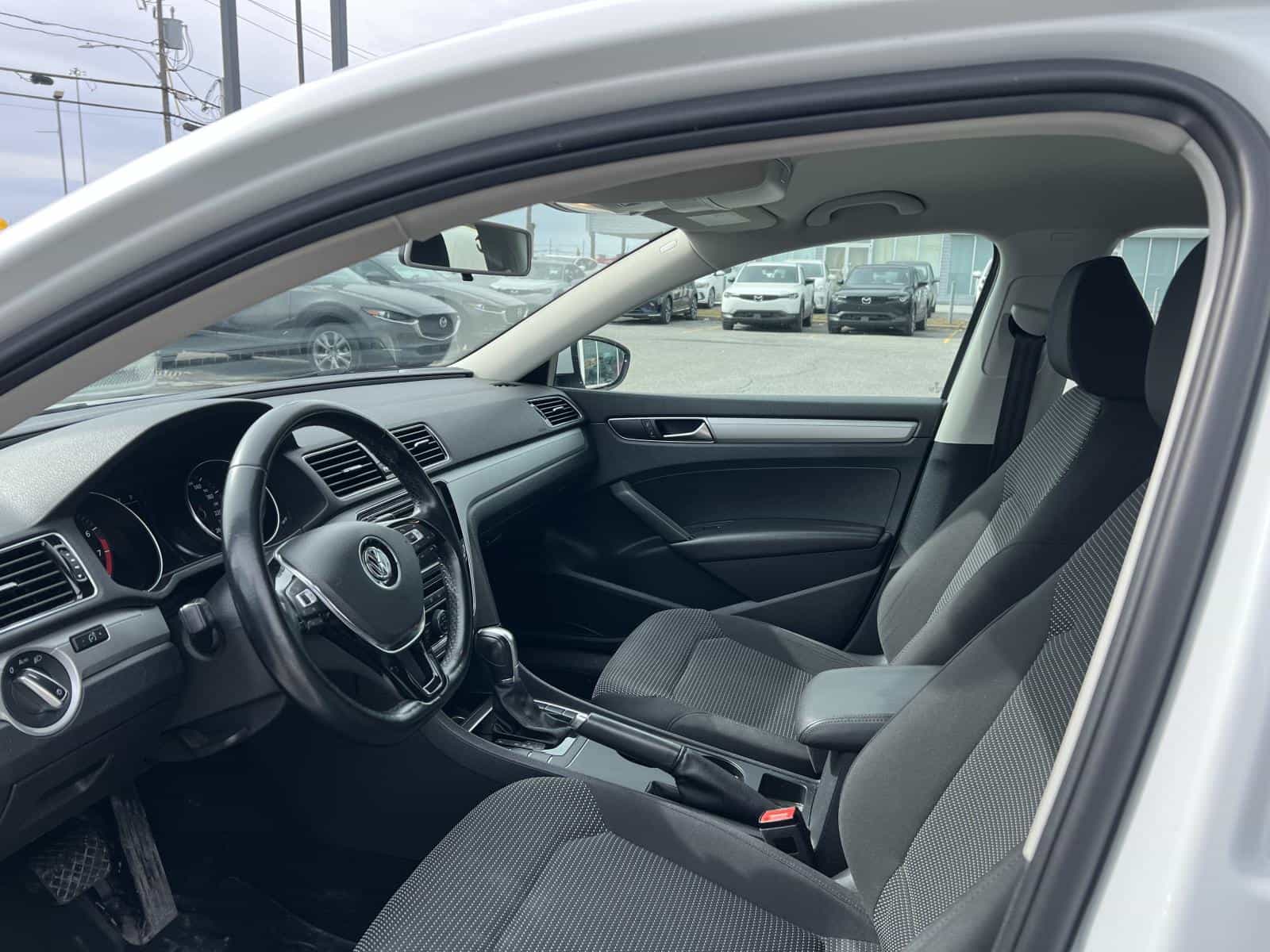 Image 16 Volkswagen Passat Trendline + 2018