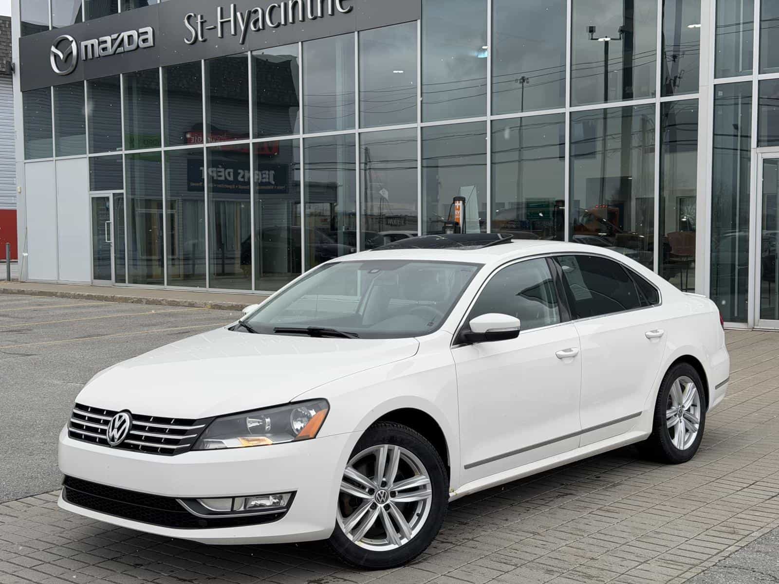 2014 Volkswagen Passat Comfortline - Image 1