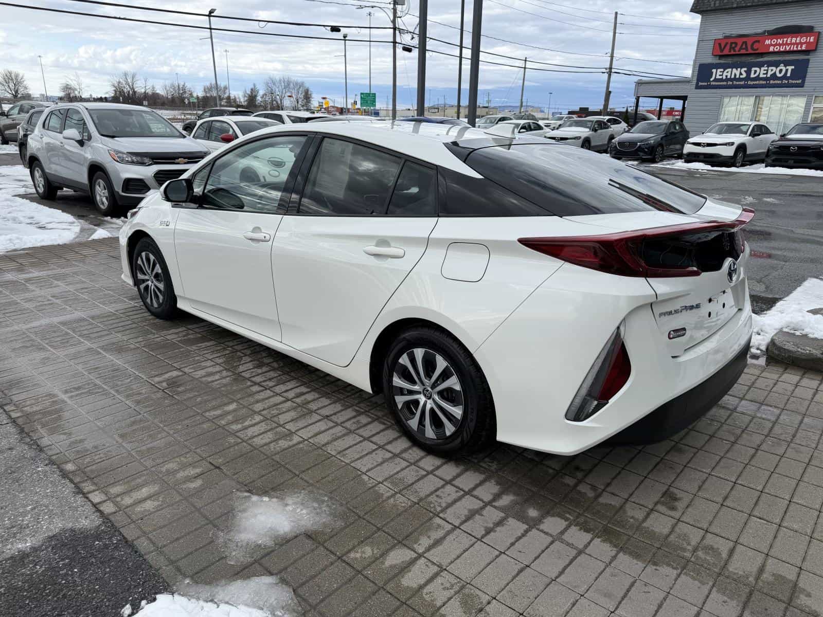 2020 Toyota Prius Prime Base - Image 5