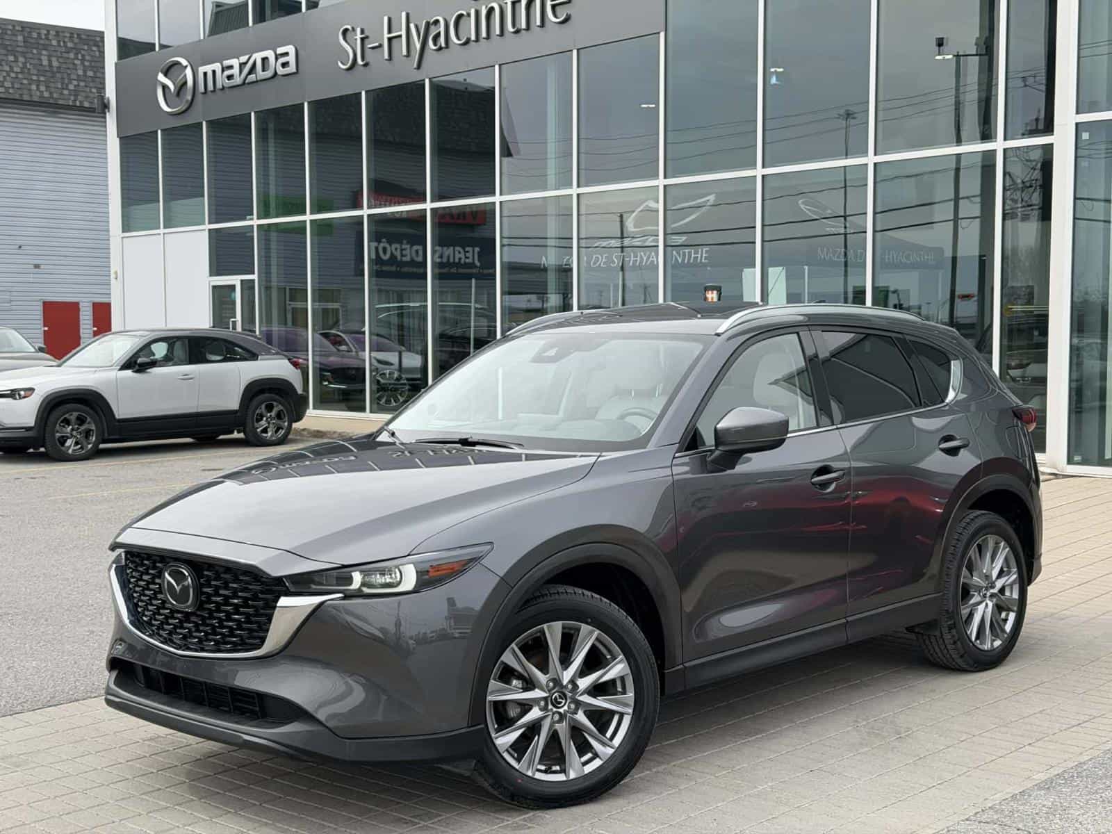 2023 Mazda CX-5 GT - Image 1