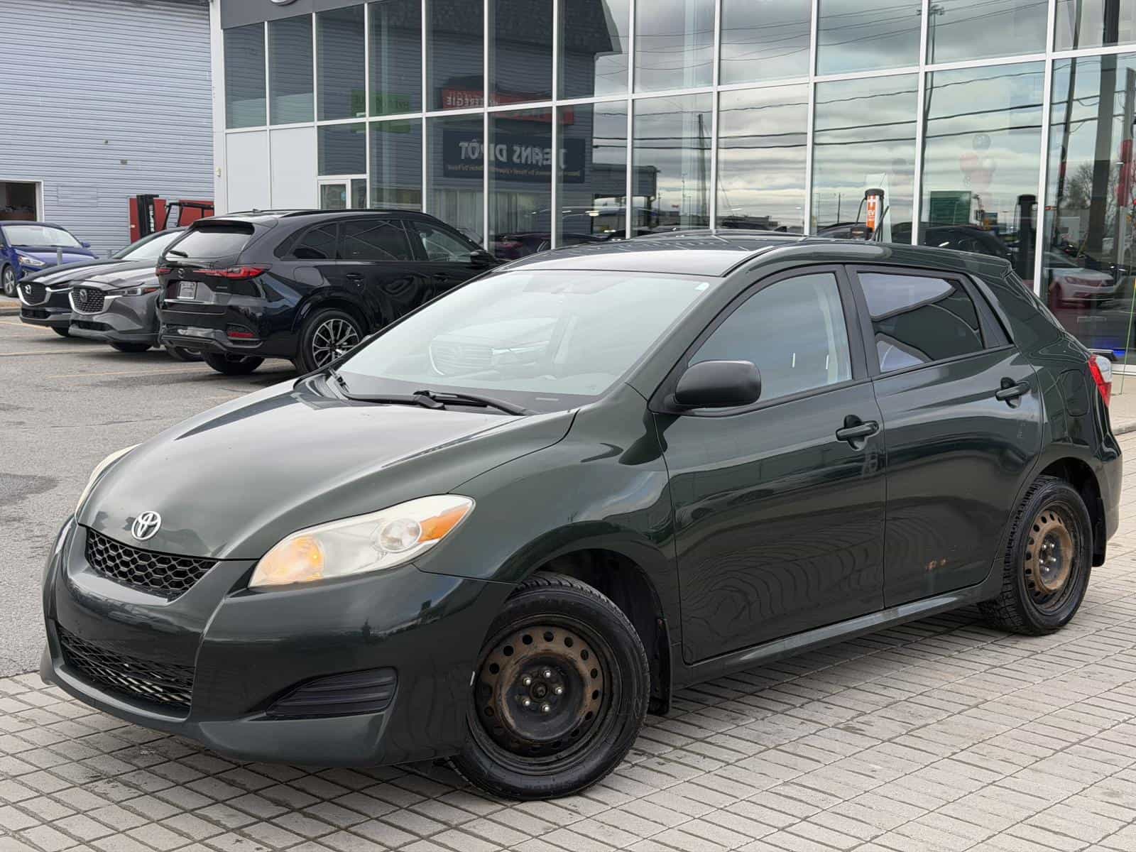 Image 1 Toyota Matrix Base 2011