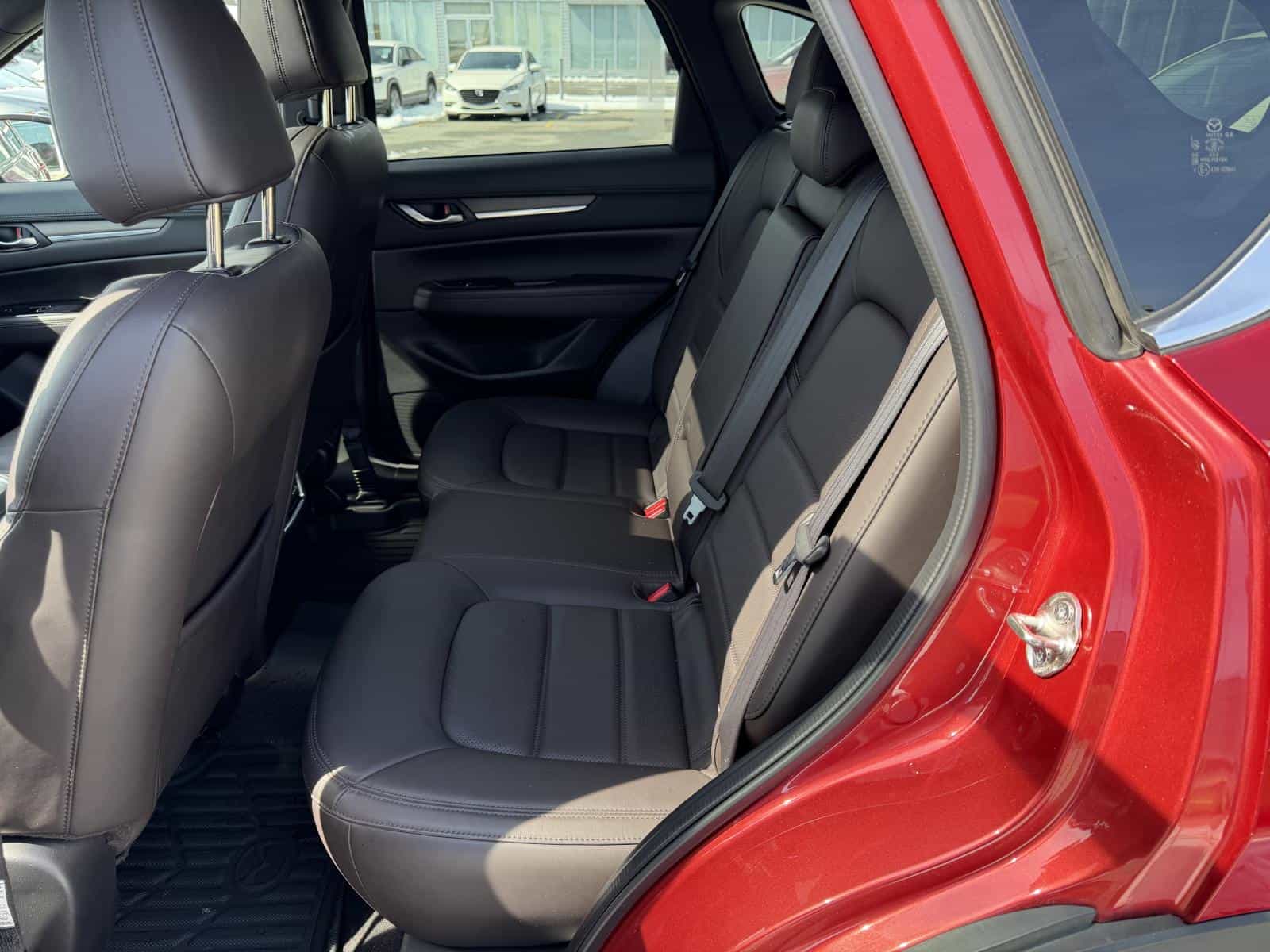 2019 Mazda CX-5 Signature Diesel - Image 17