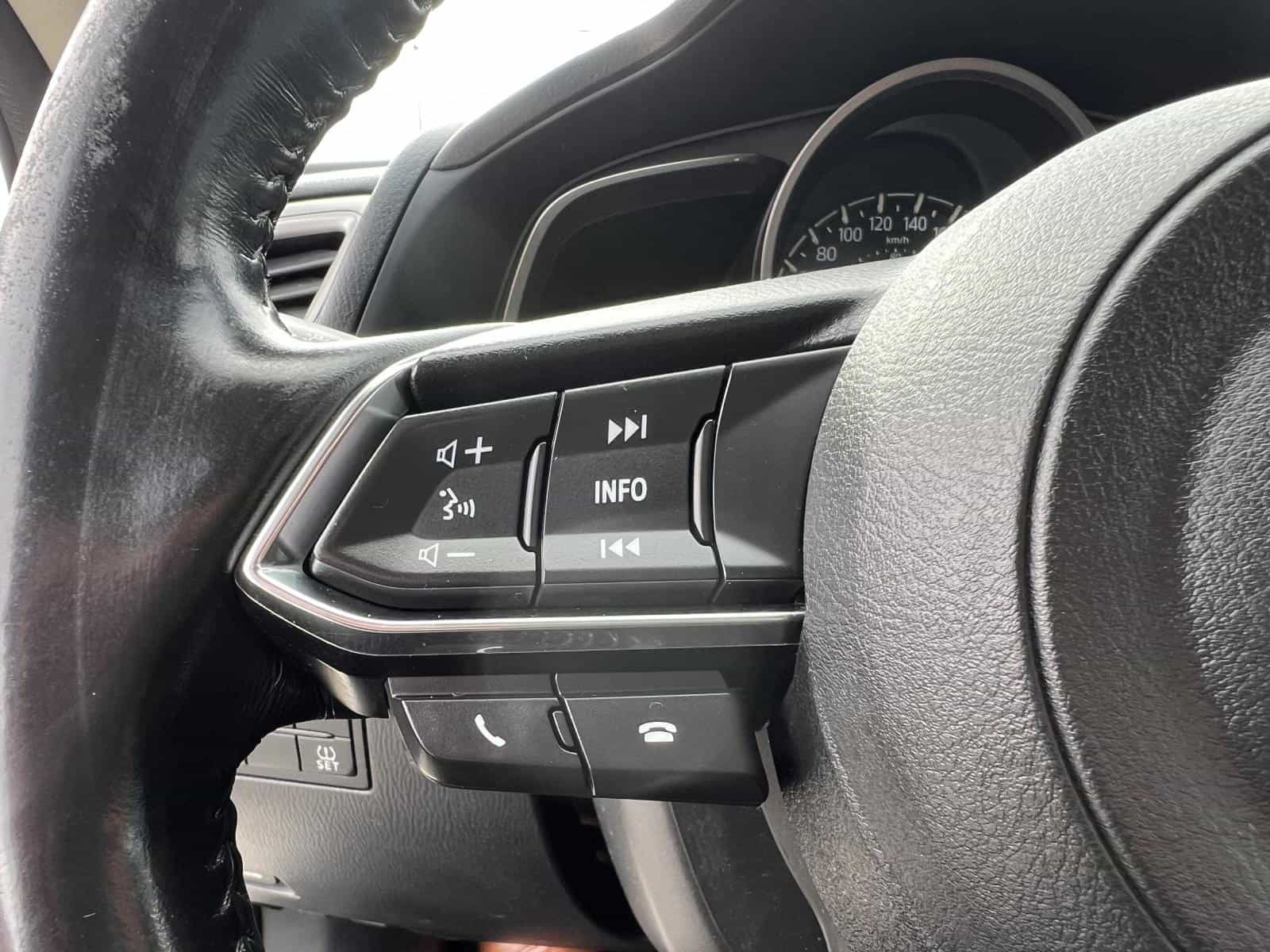 2018 Mazda Mazda3 SE - Image 20