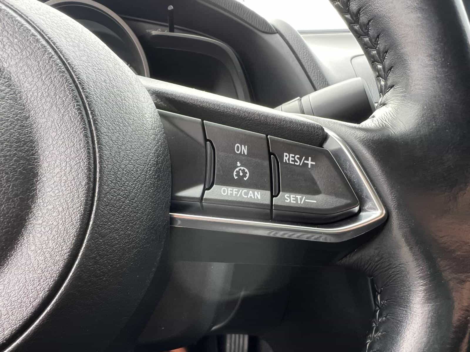 2018 Mazda Mazda3 SE - Image 21