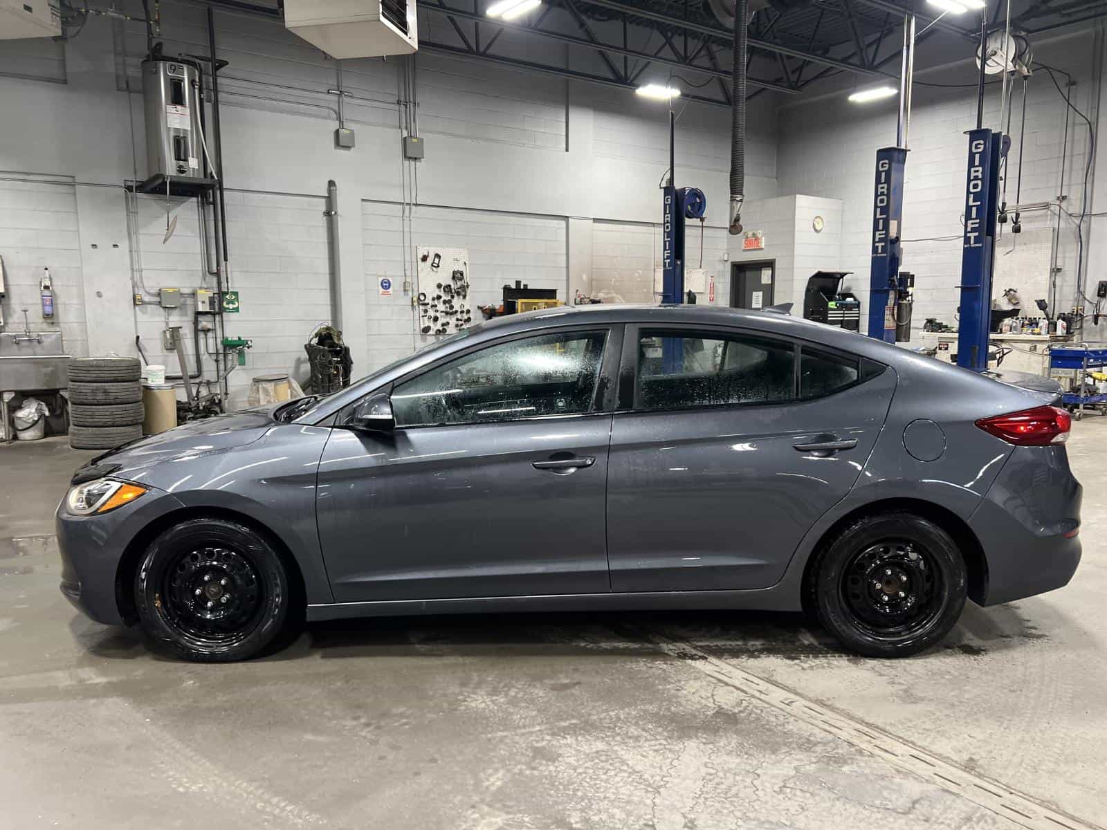 Image 3 Hyundai Elantra GL 2018