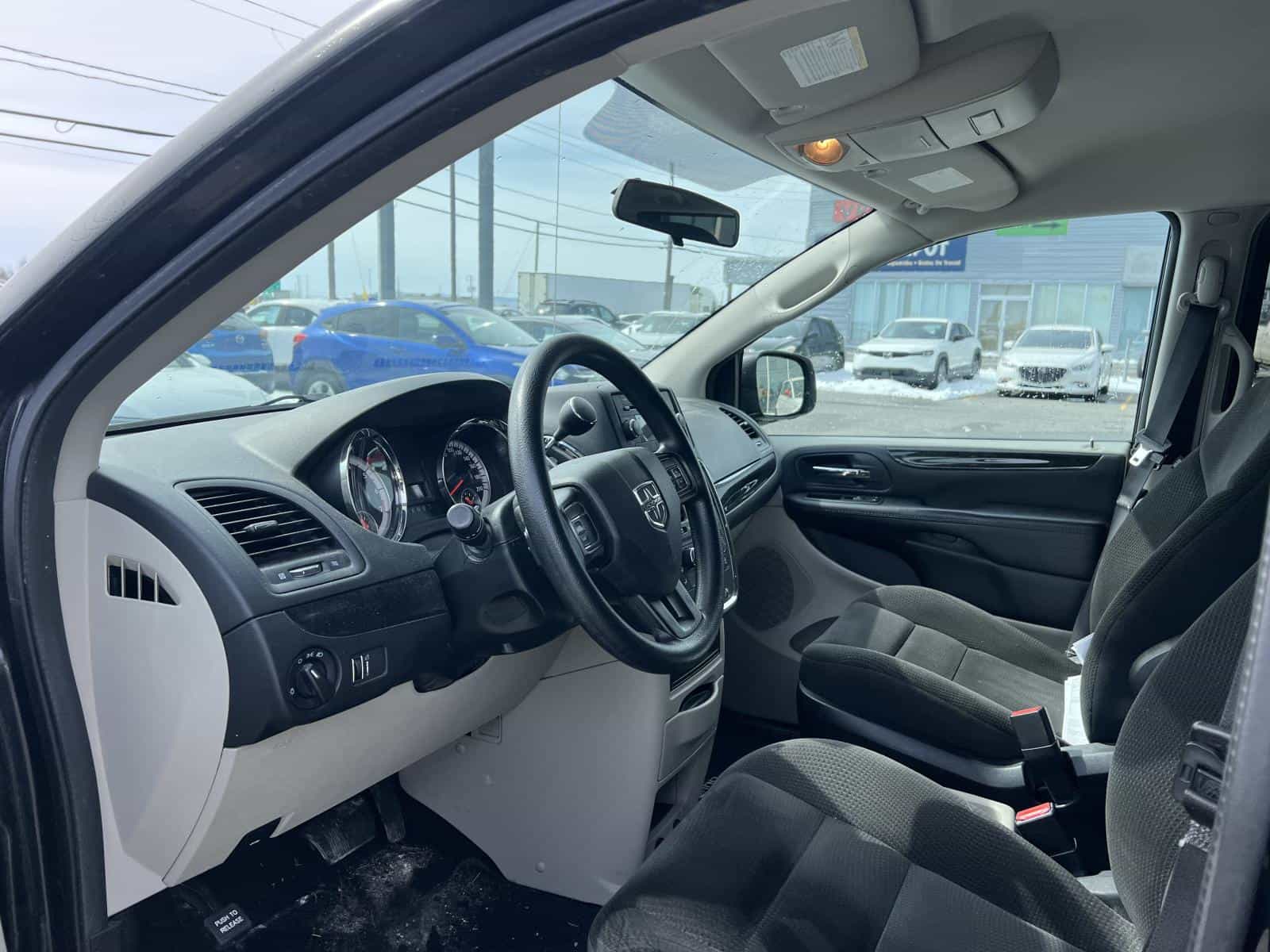 Image 11 Dodge Grand Caravan SXT 2017