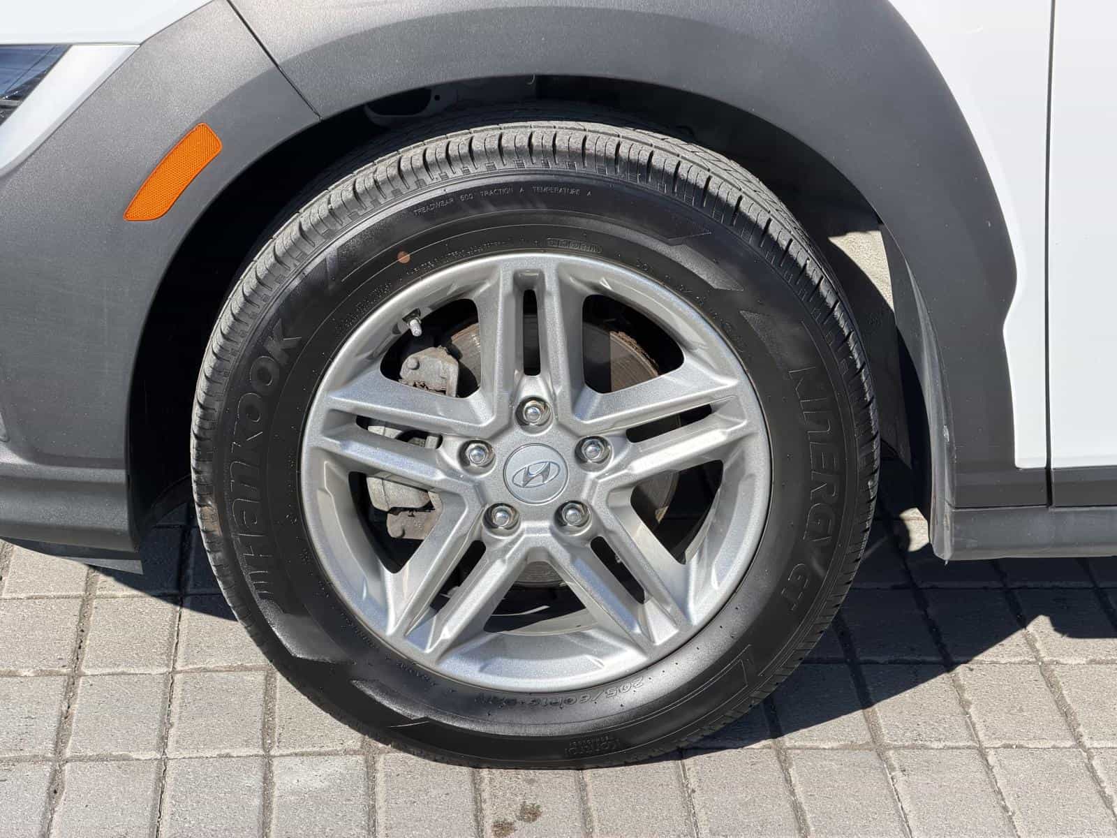 Image 12 Hyundai Kona Essential 2023